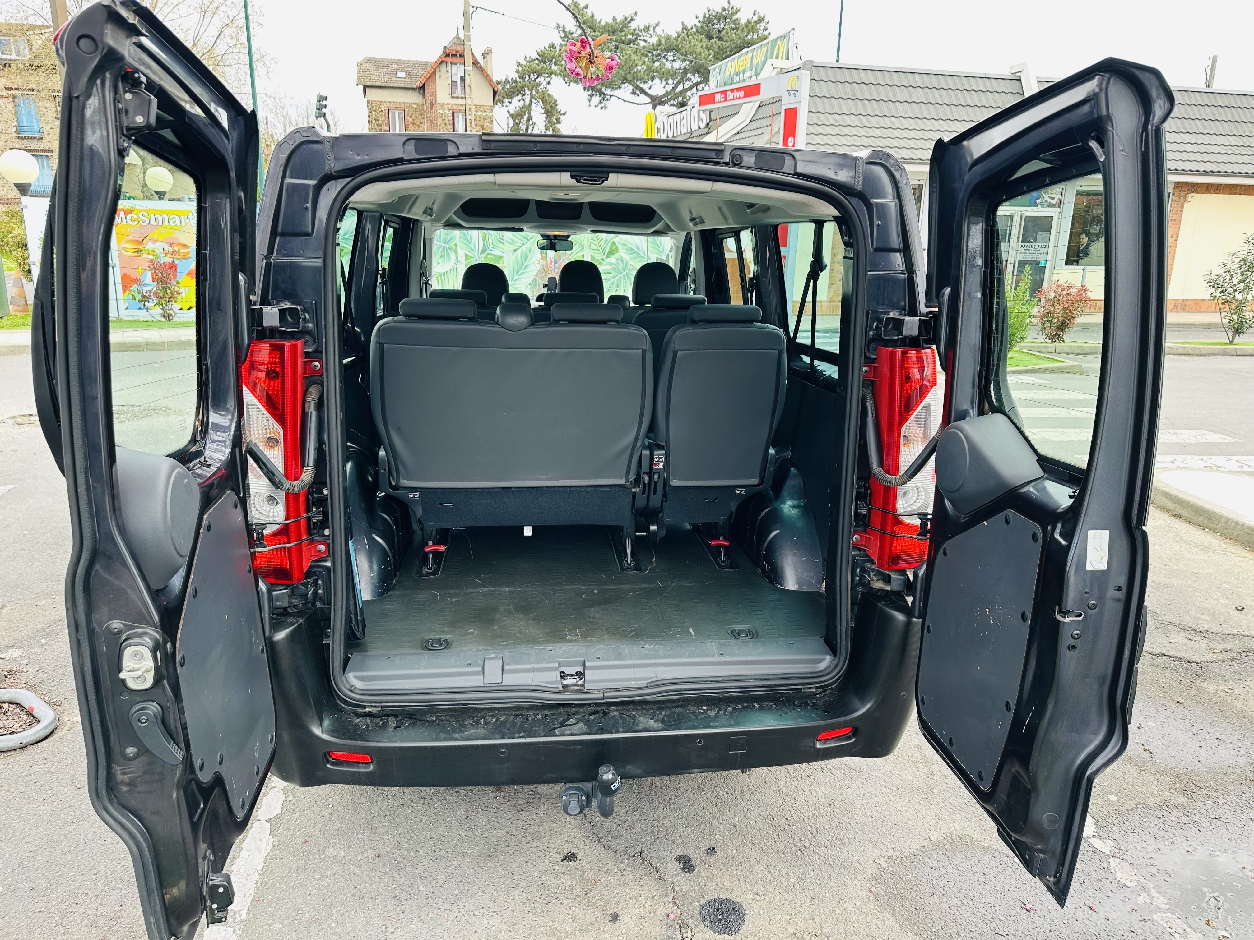 Peugeot Expert Tepee avec Audio Bluetooth