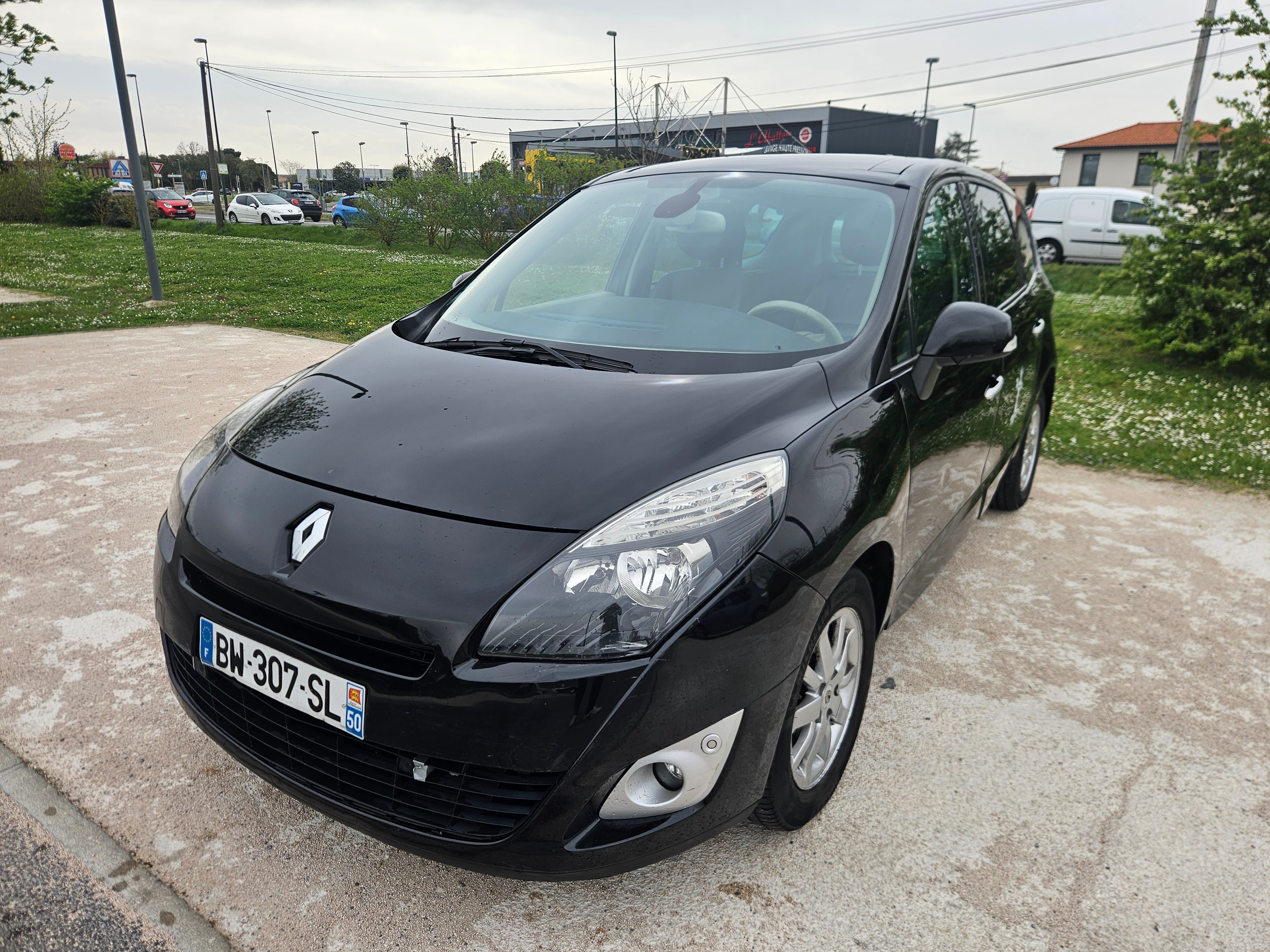 Renault Grand Scenic, 2011, Diesel, automatique, 7 places