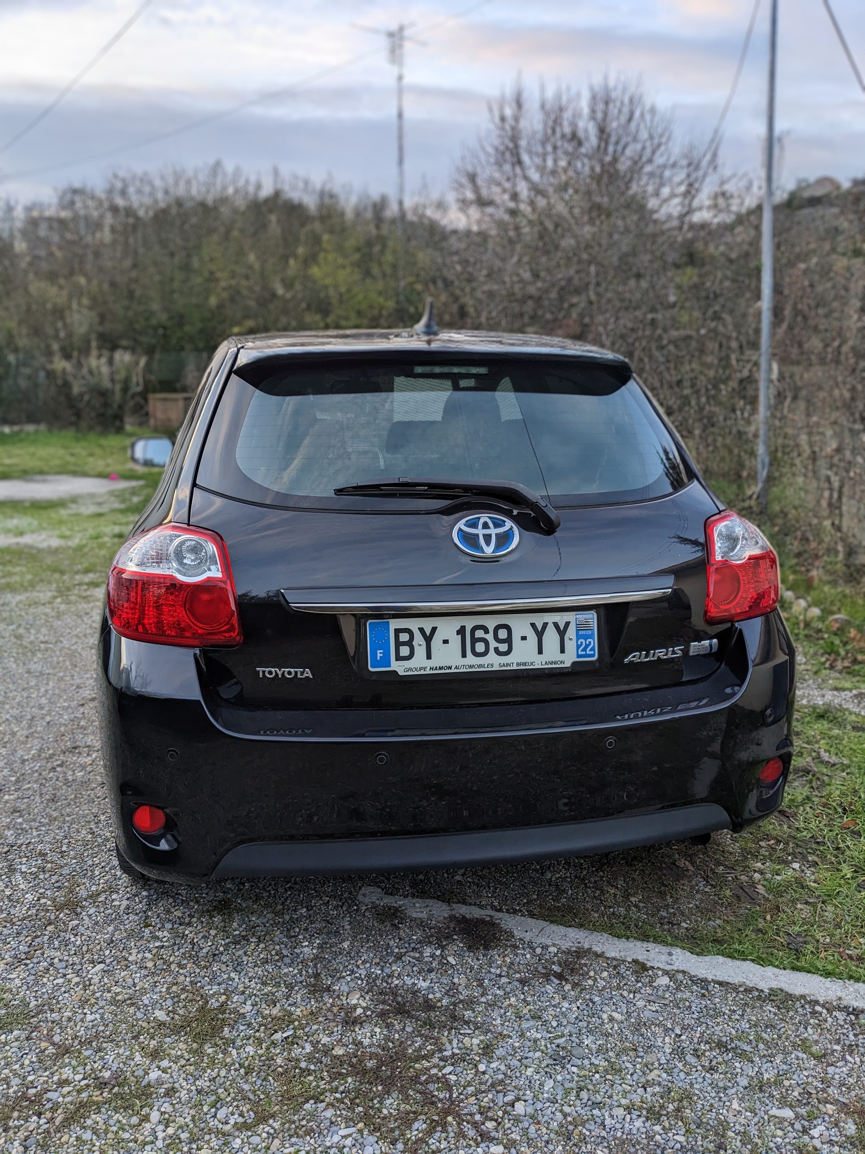 Toyota Auris 1.8 HSD Hybride avec Audio Bluetooth