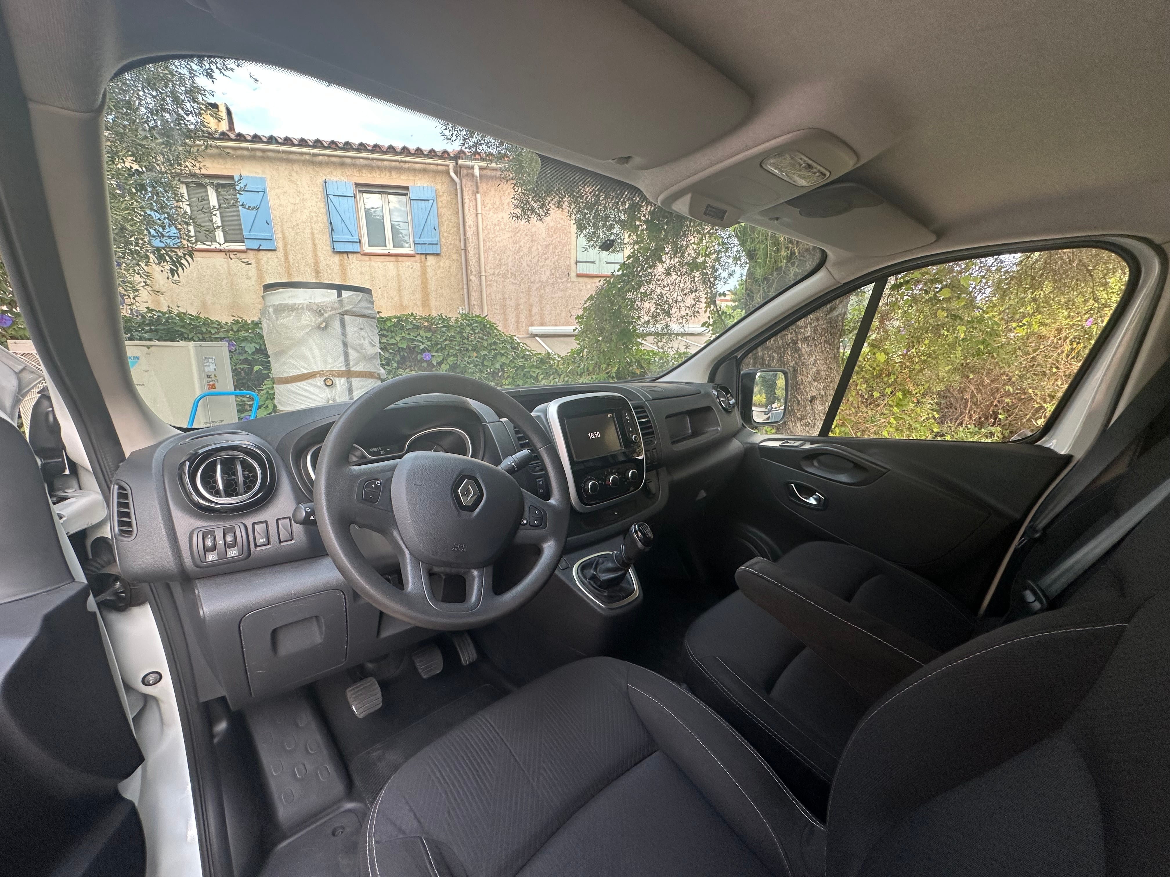 Renault Trafic met Cruise control