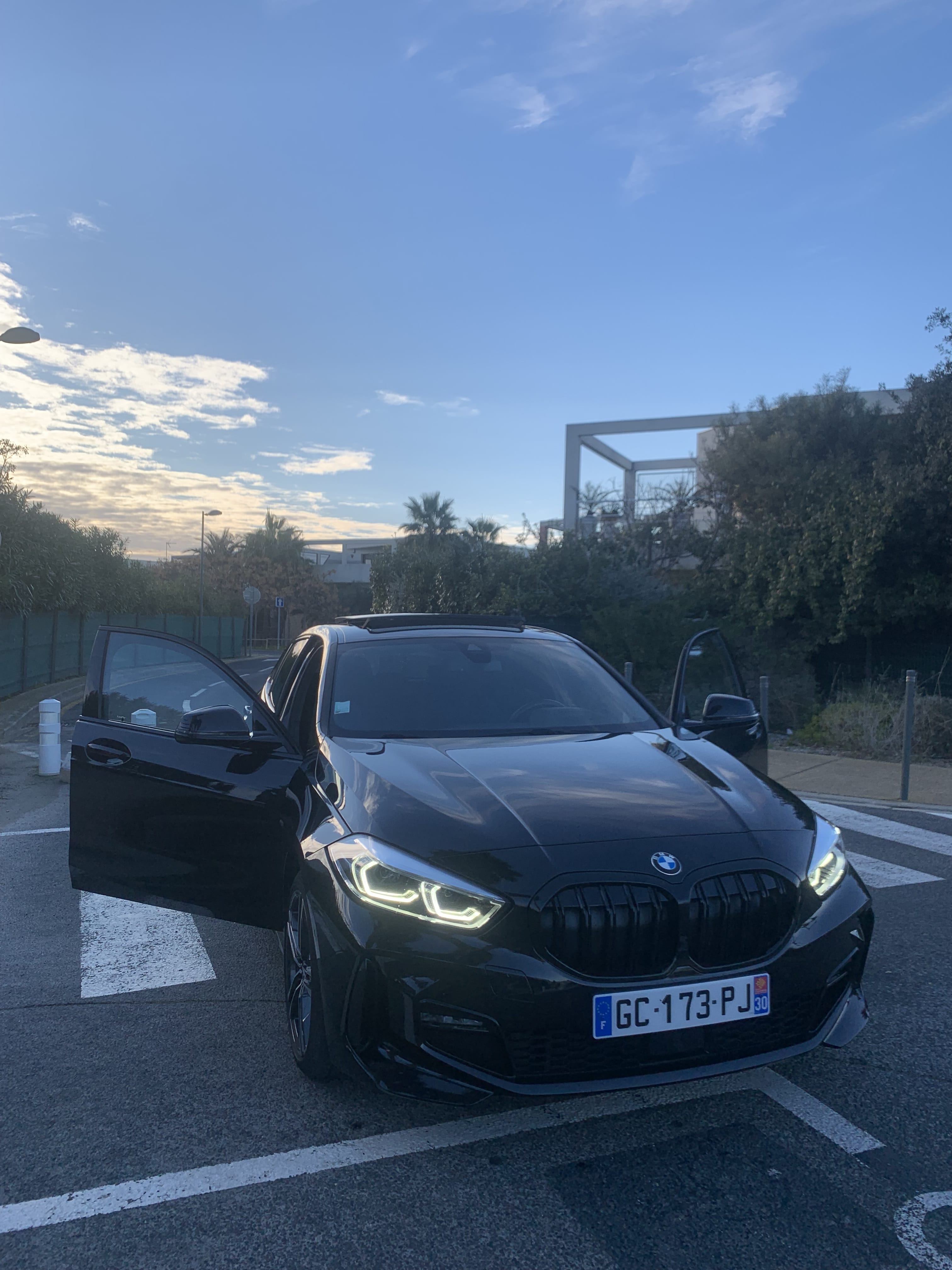 BMW Série 1 avec GPS