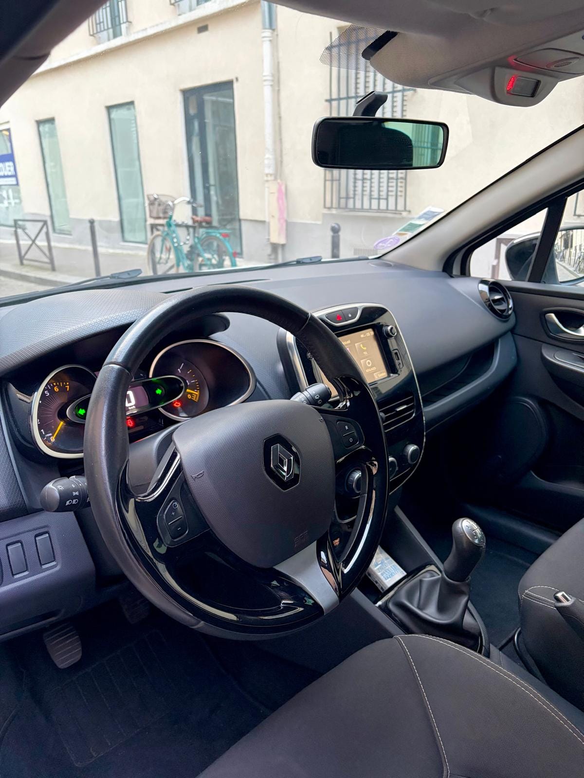 Renault Clio 4 Limited avec Régulateur de vitesse