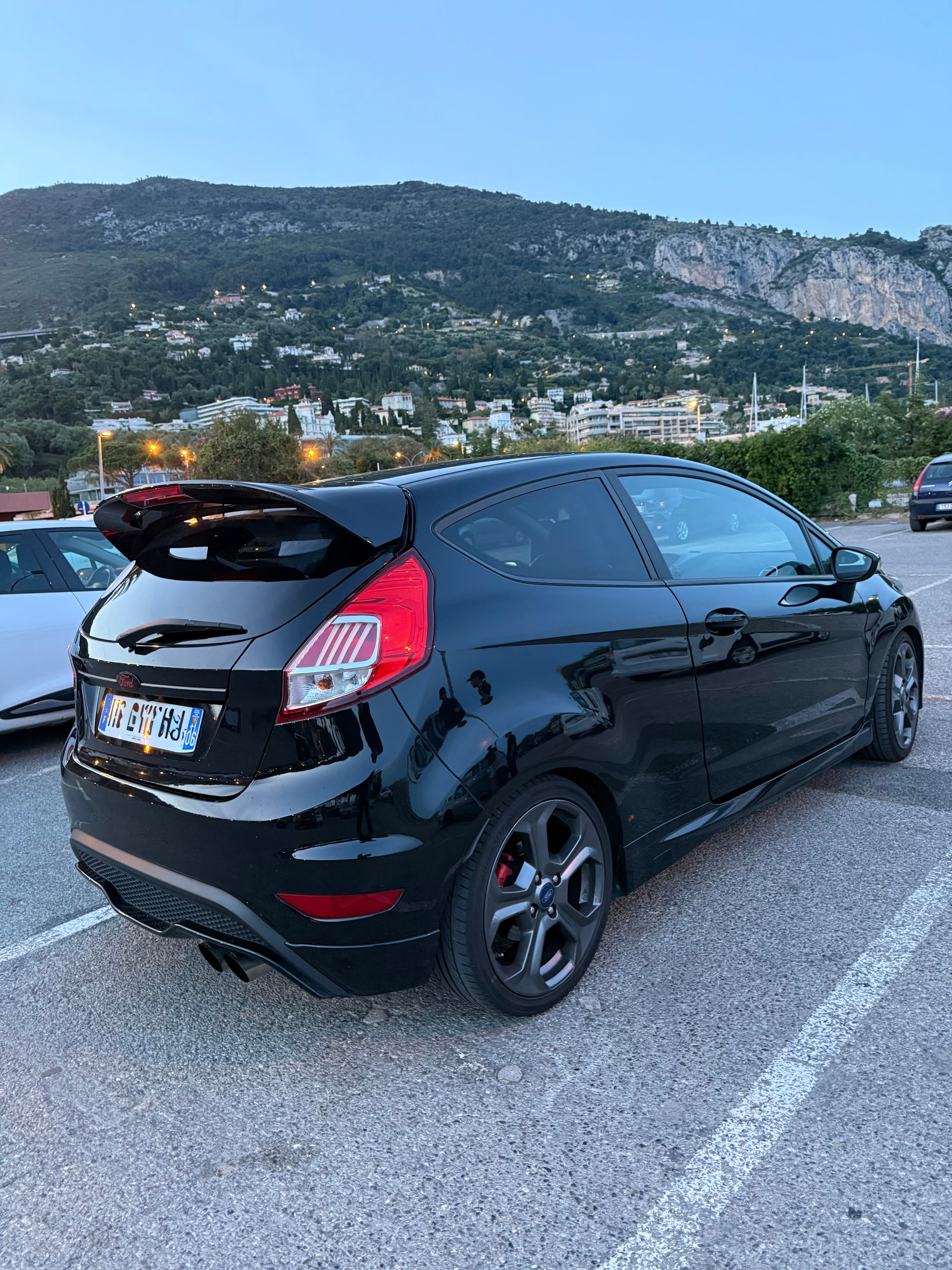 Ford Fiesta ST met Achteruitrijcamera