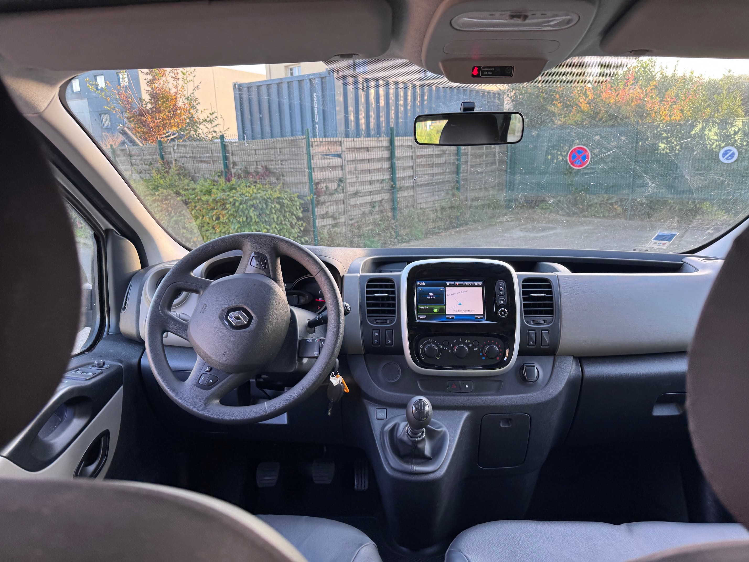 Renault Trafic Passenger avec GPS