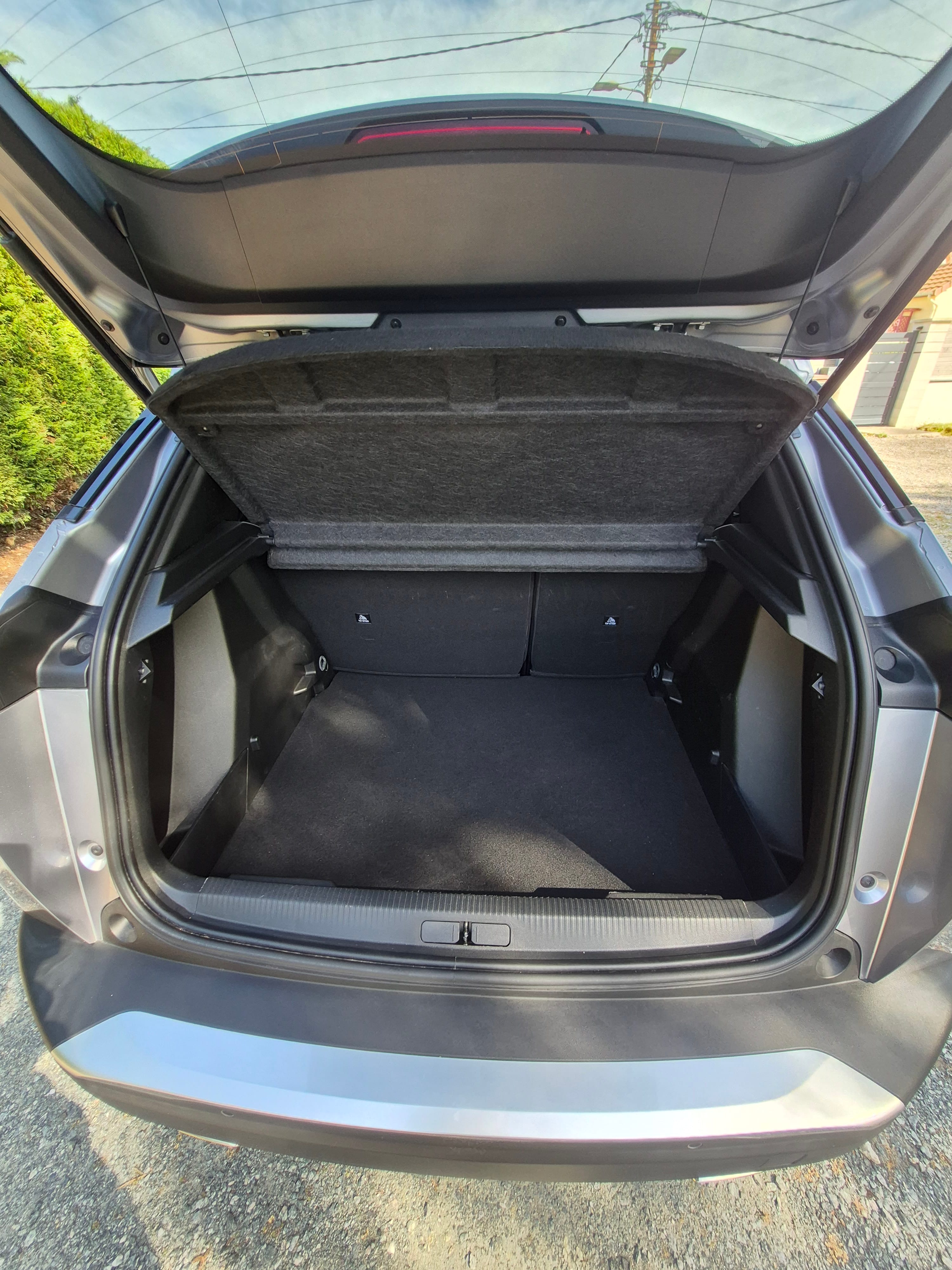 Peugeot 2008 avec GPS