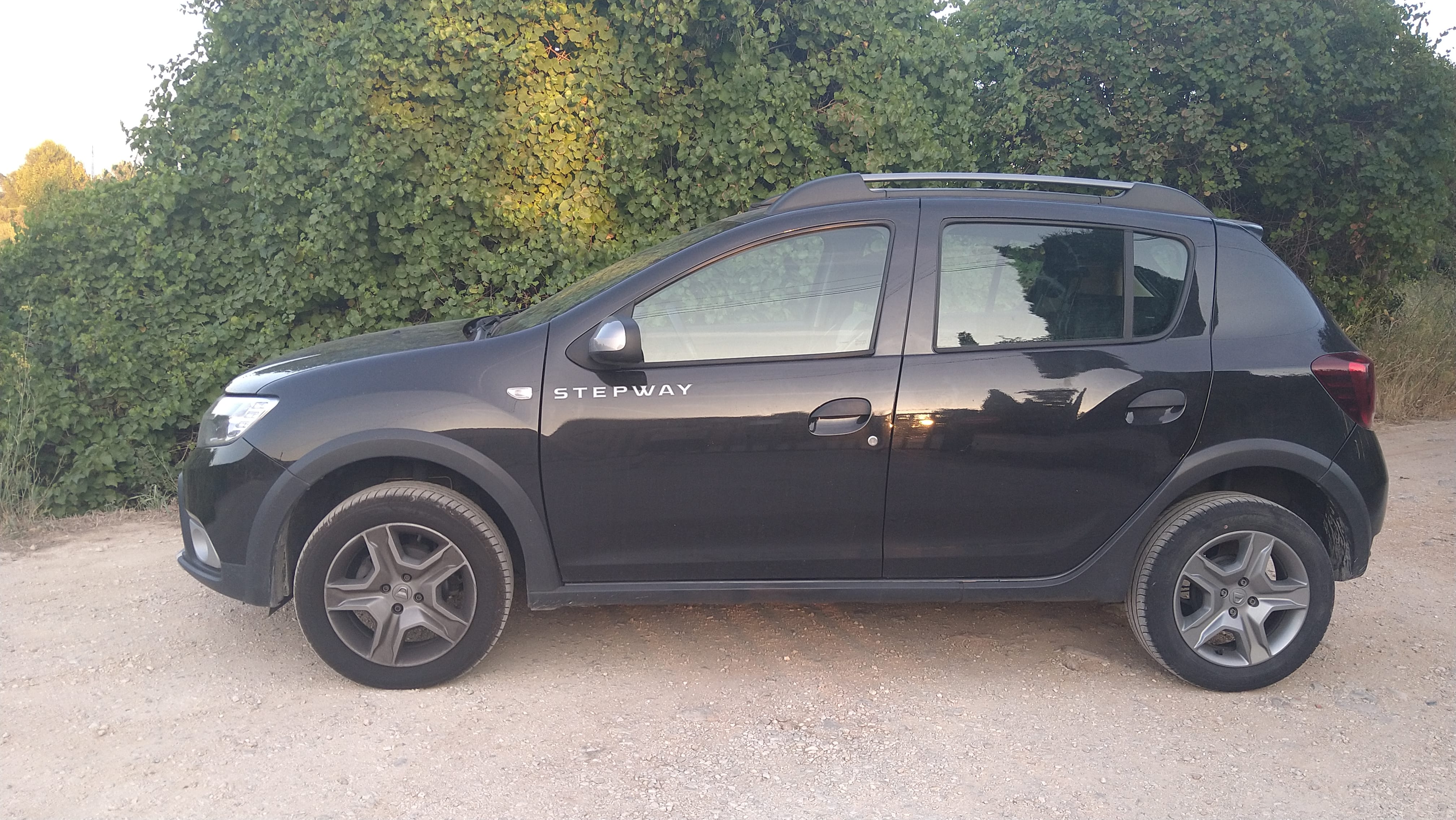 Dacia Sandero Stepway Noire, 2017, Essence 95