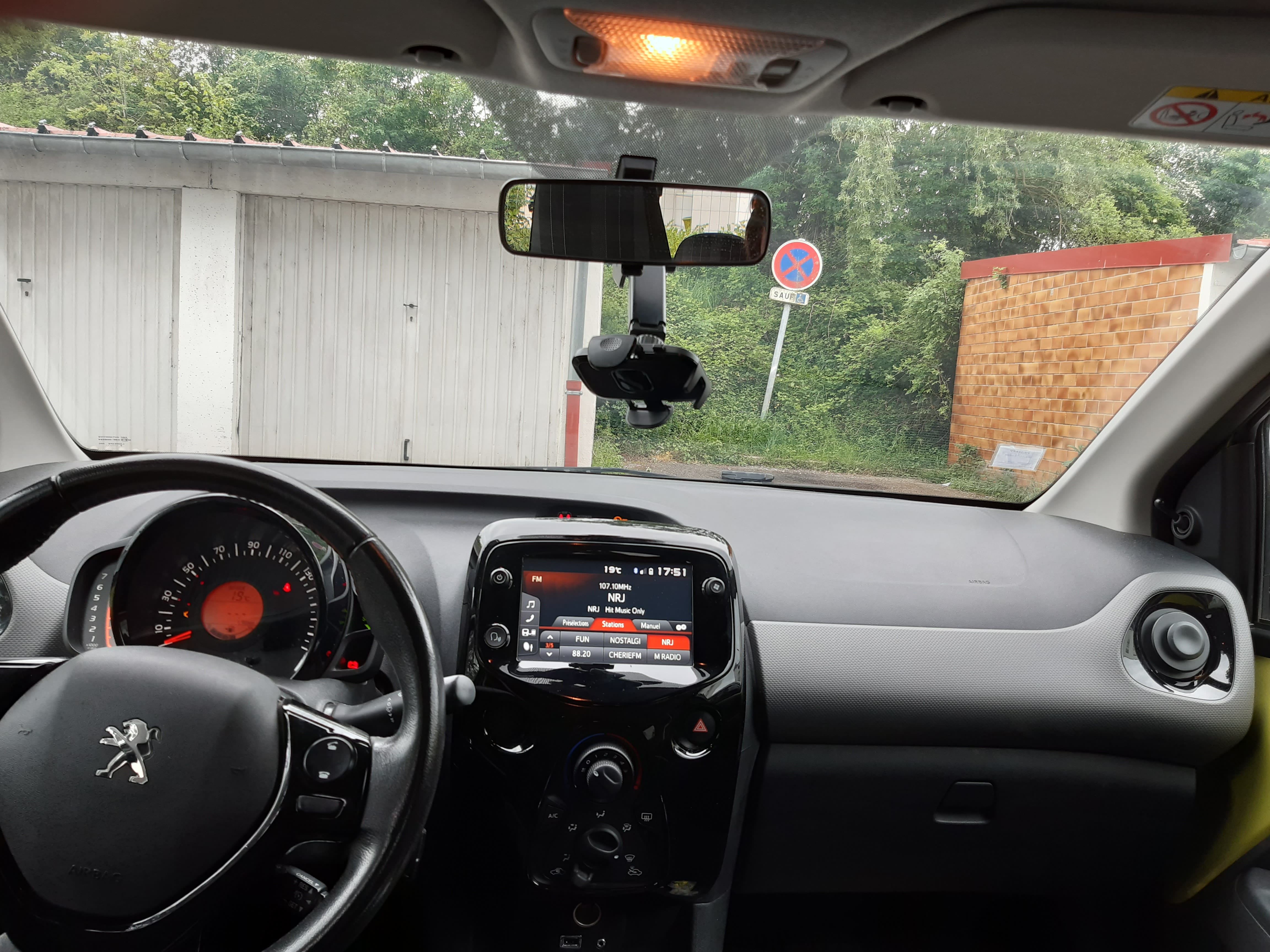 Peugeot 108 avec Régulateur de vitesse
