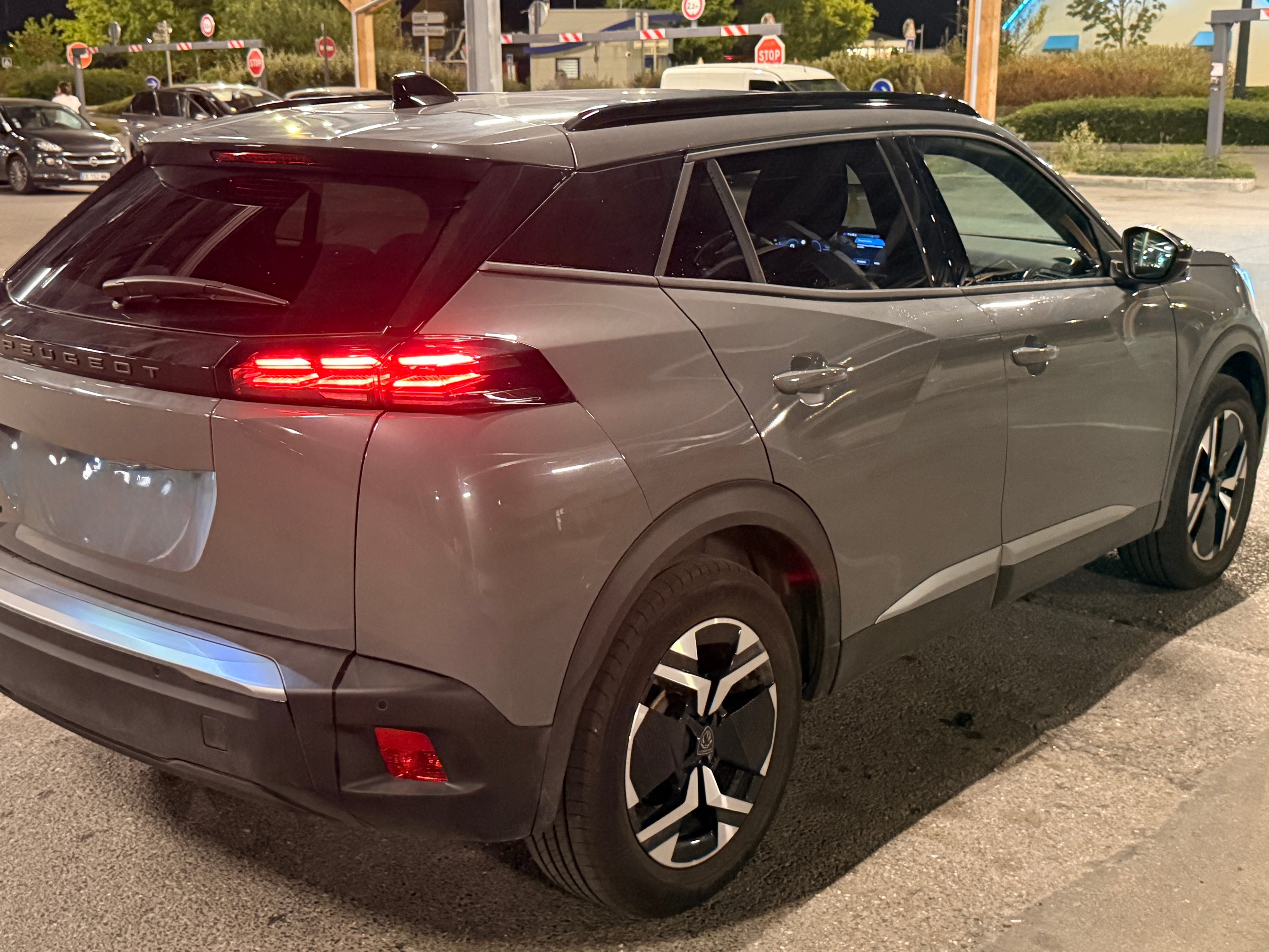 Peugeot 2008 avec Régulateur de vitesse