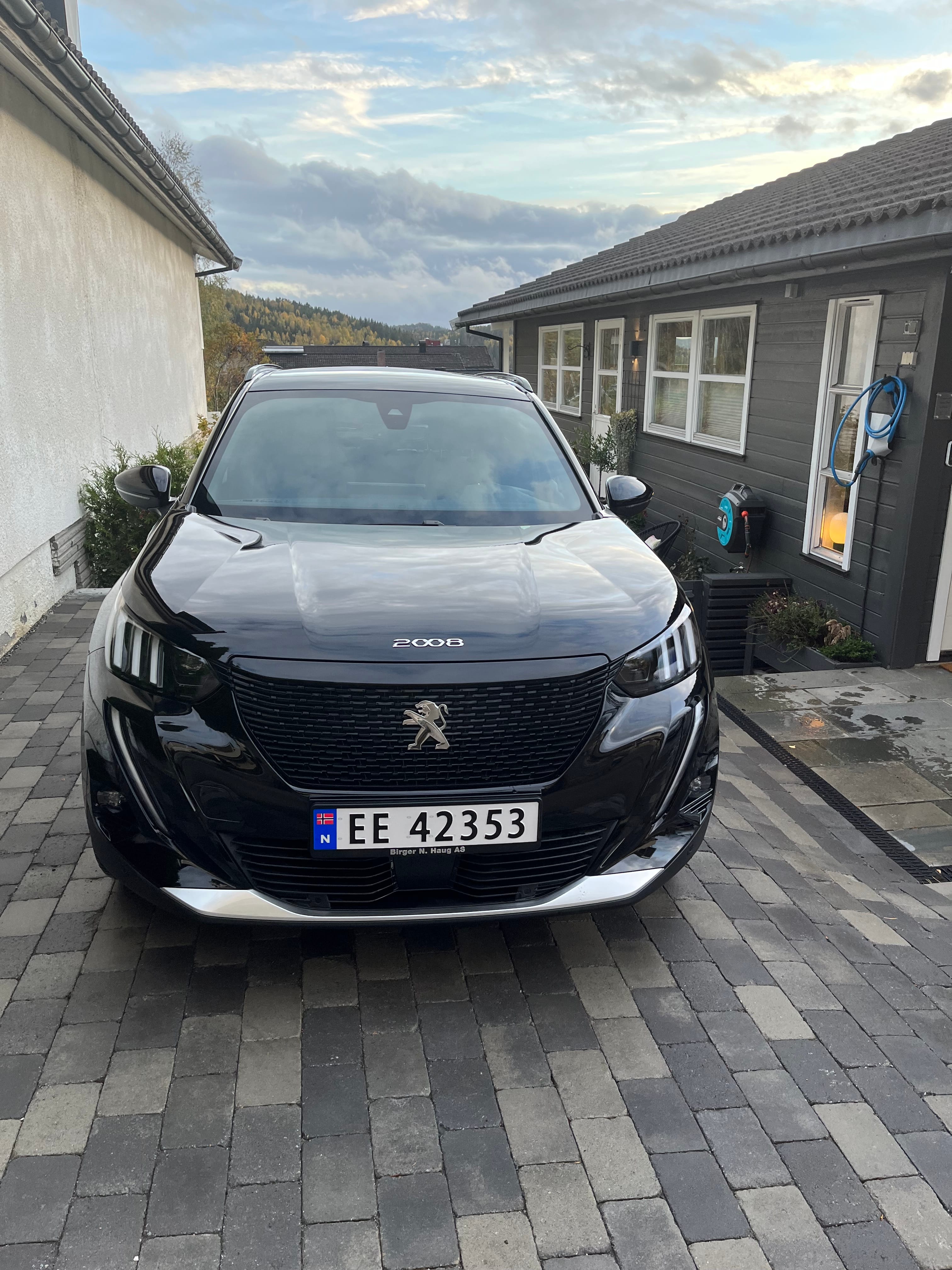 Peugeot e-2008 med Aircondition