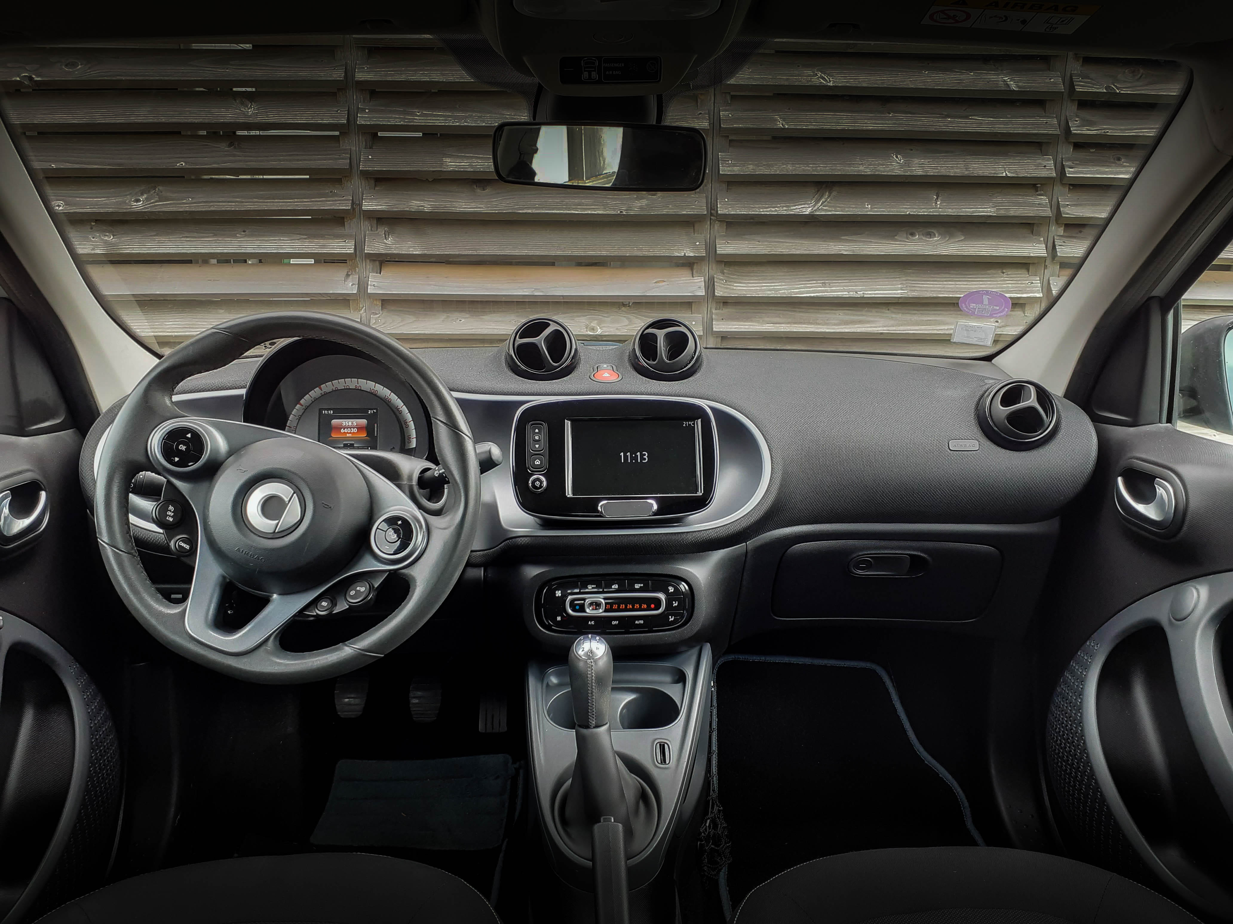 Smart Forfour avec Audio Bluetooth