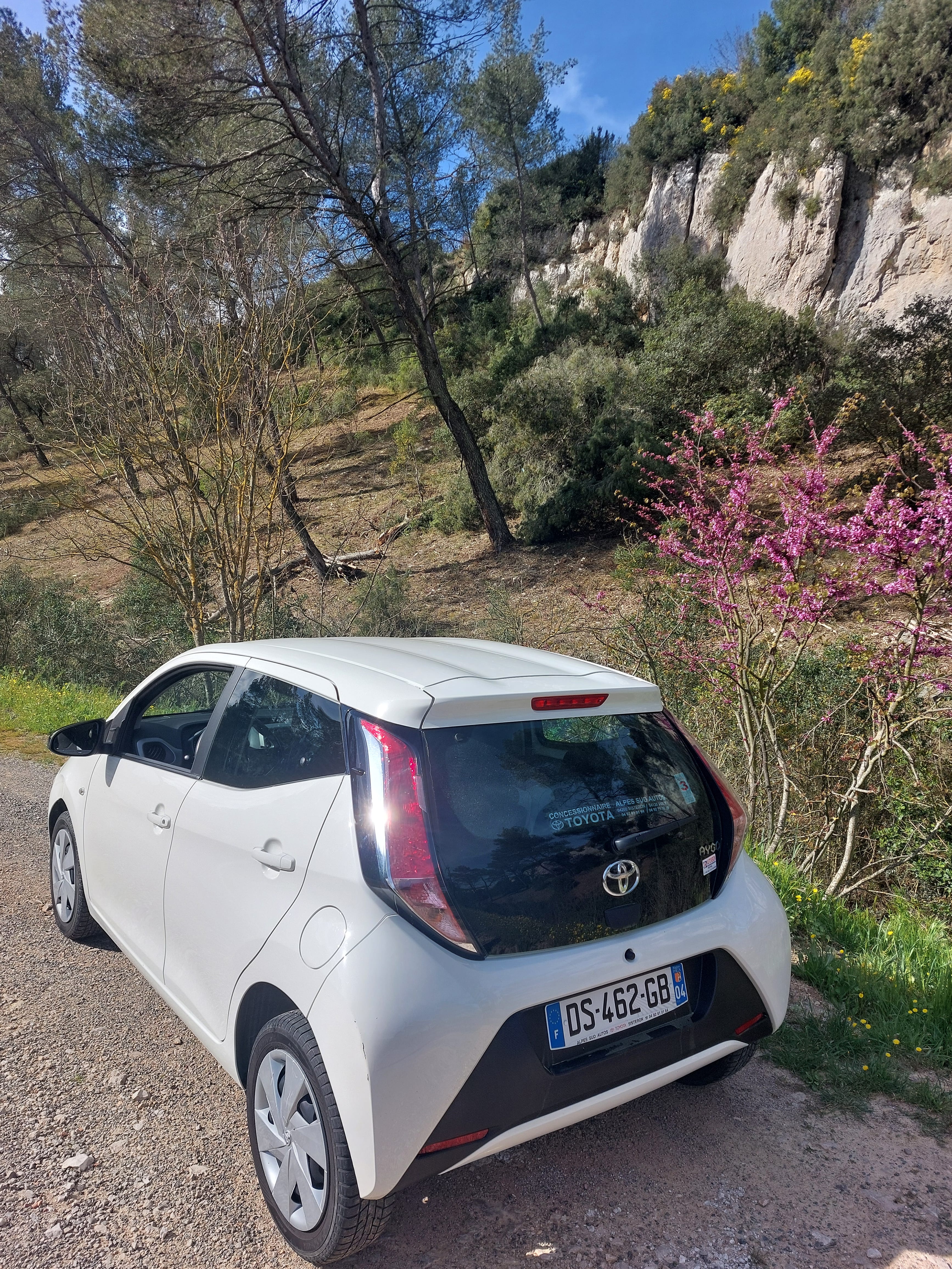 Toyota Aygo II with Snow tires