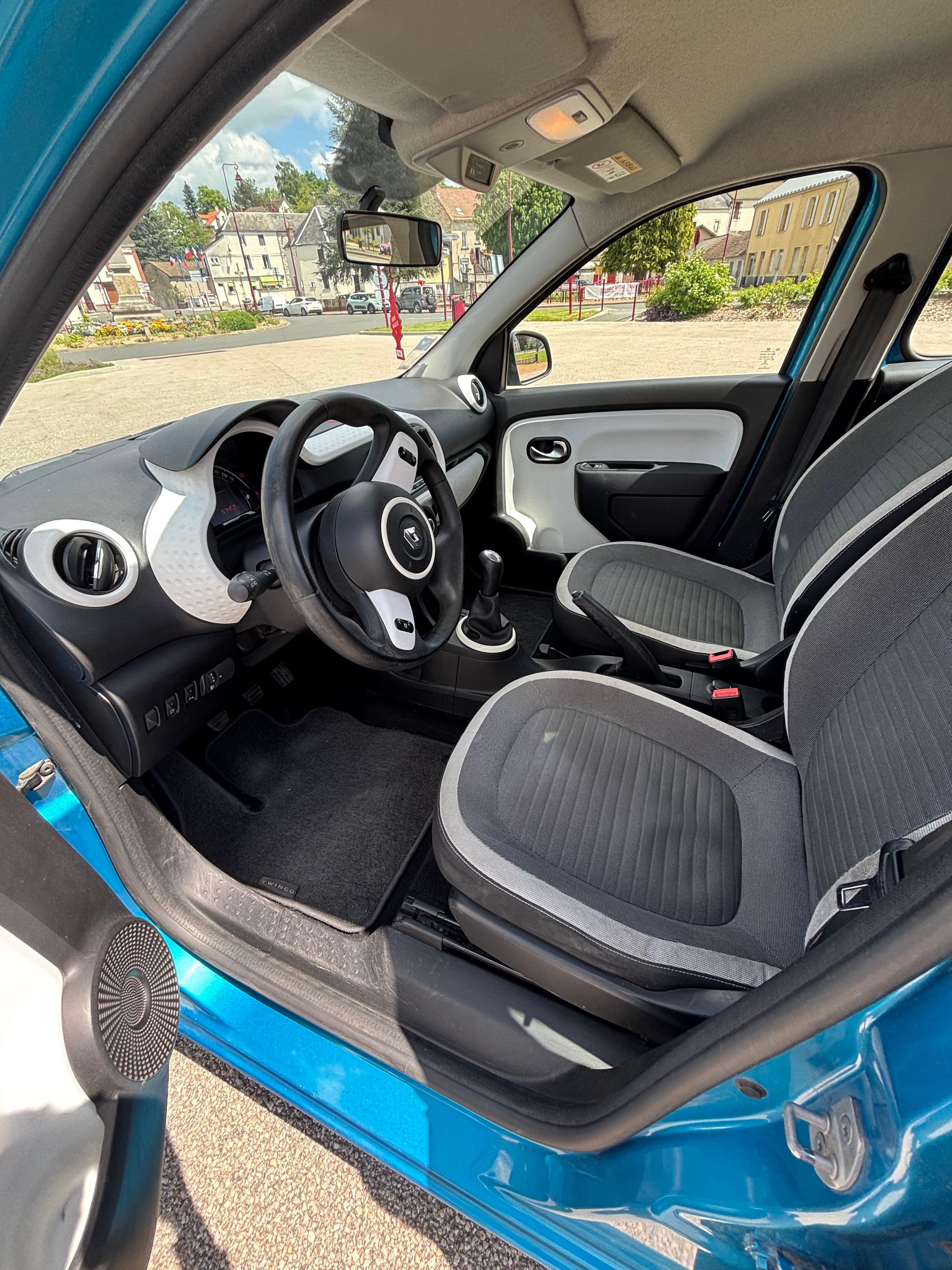Renault Twingo III avec Port USB