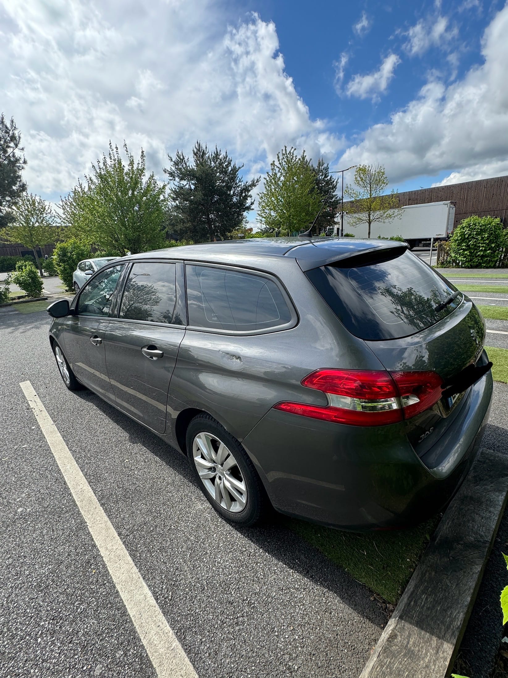 Peugeot 308 SW avec GPS