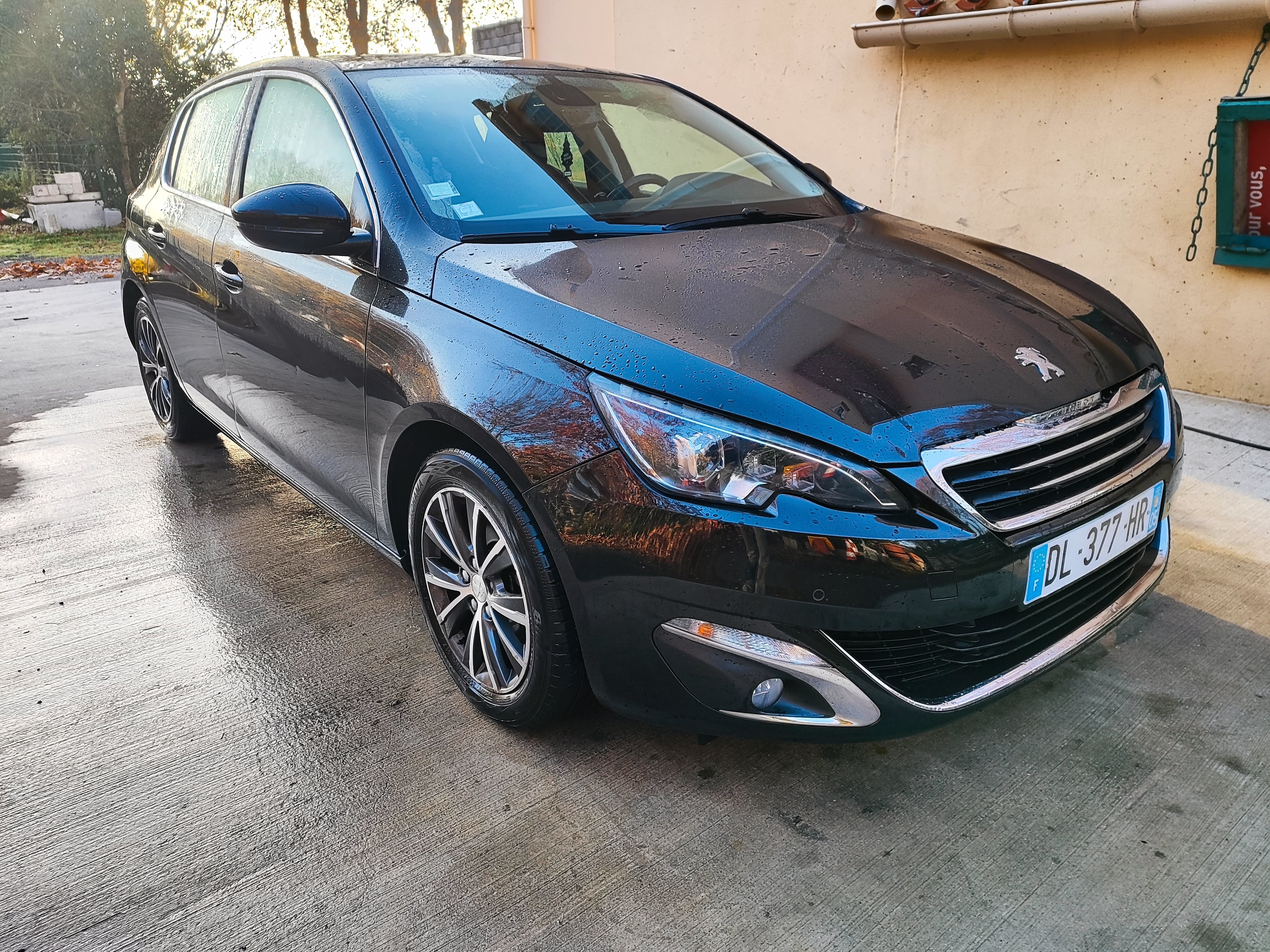 Peugeot 308 2.0hdi avec Climatisation