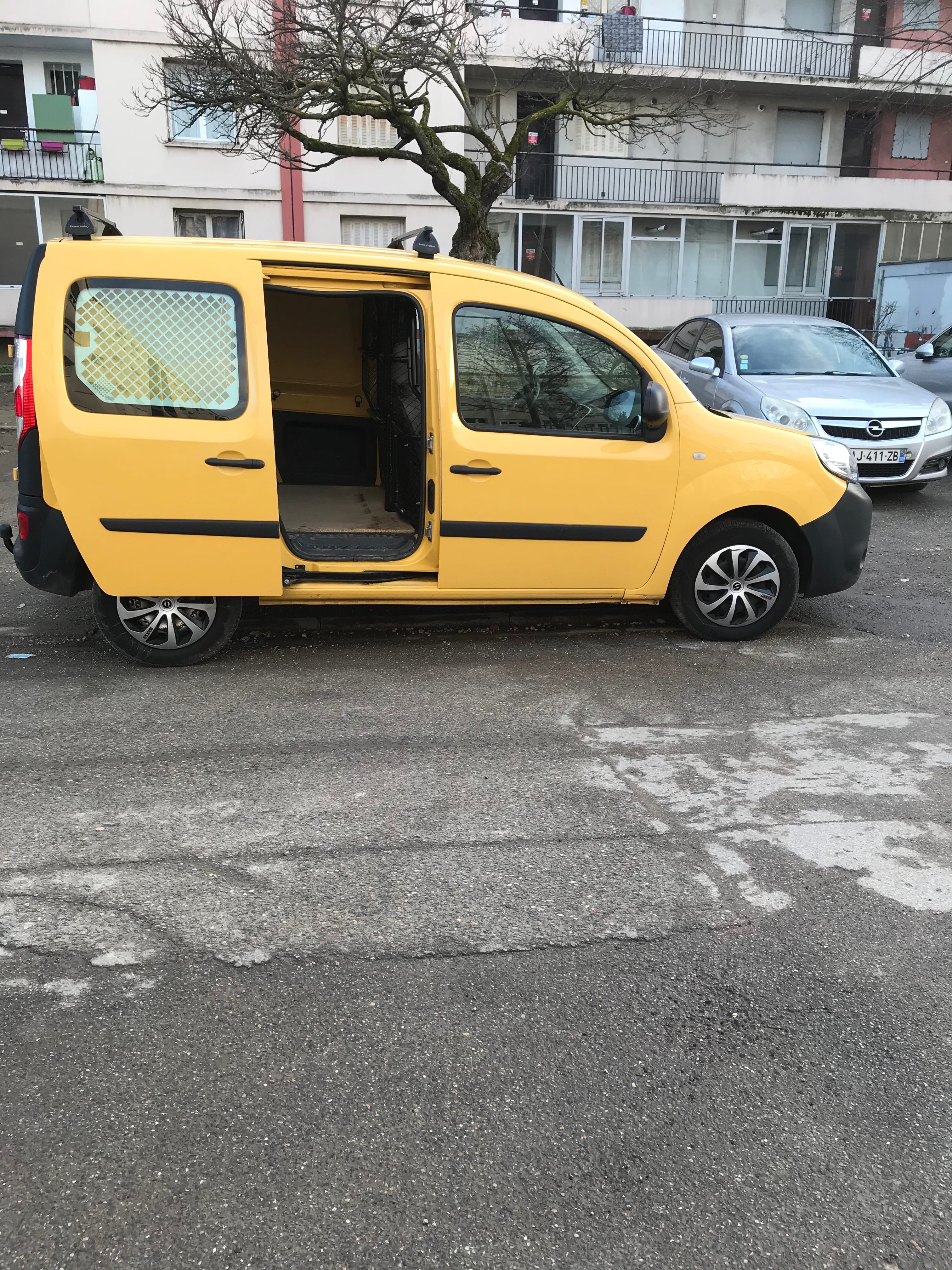 Renault Kangoo Express 1.5 DCI Fourgon avec Entrée audio / iPod