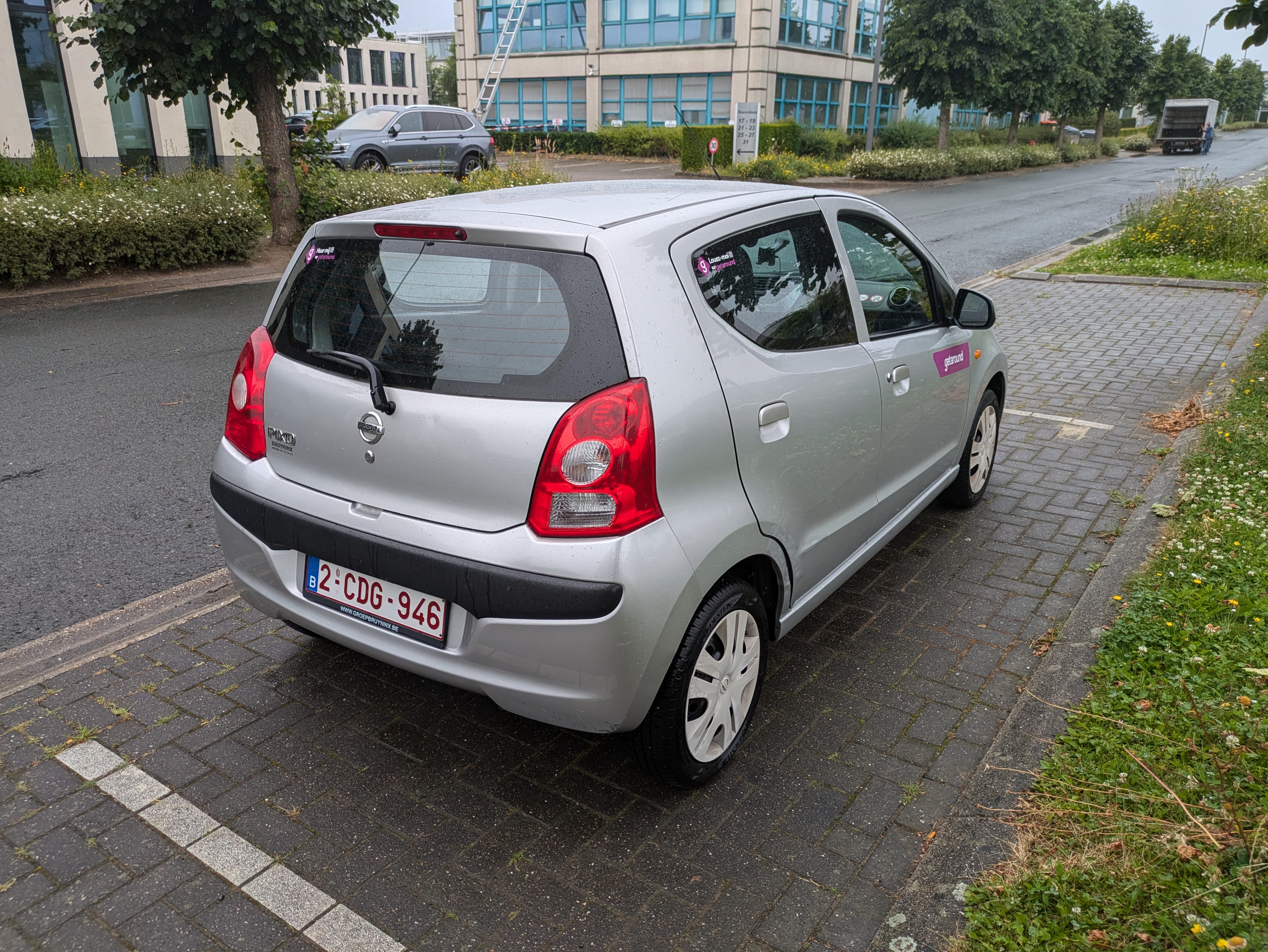 Nissan Pixo
