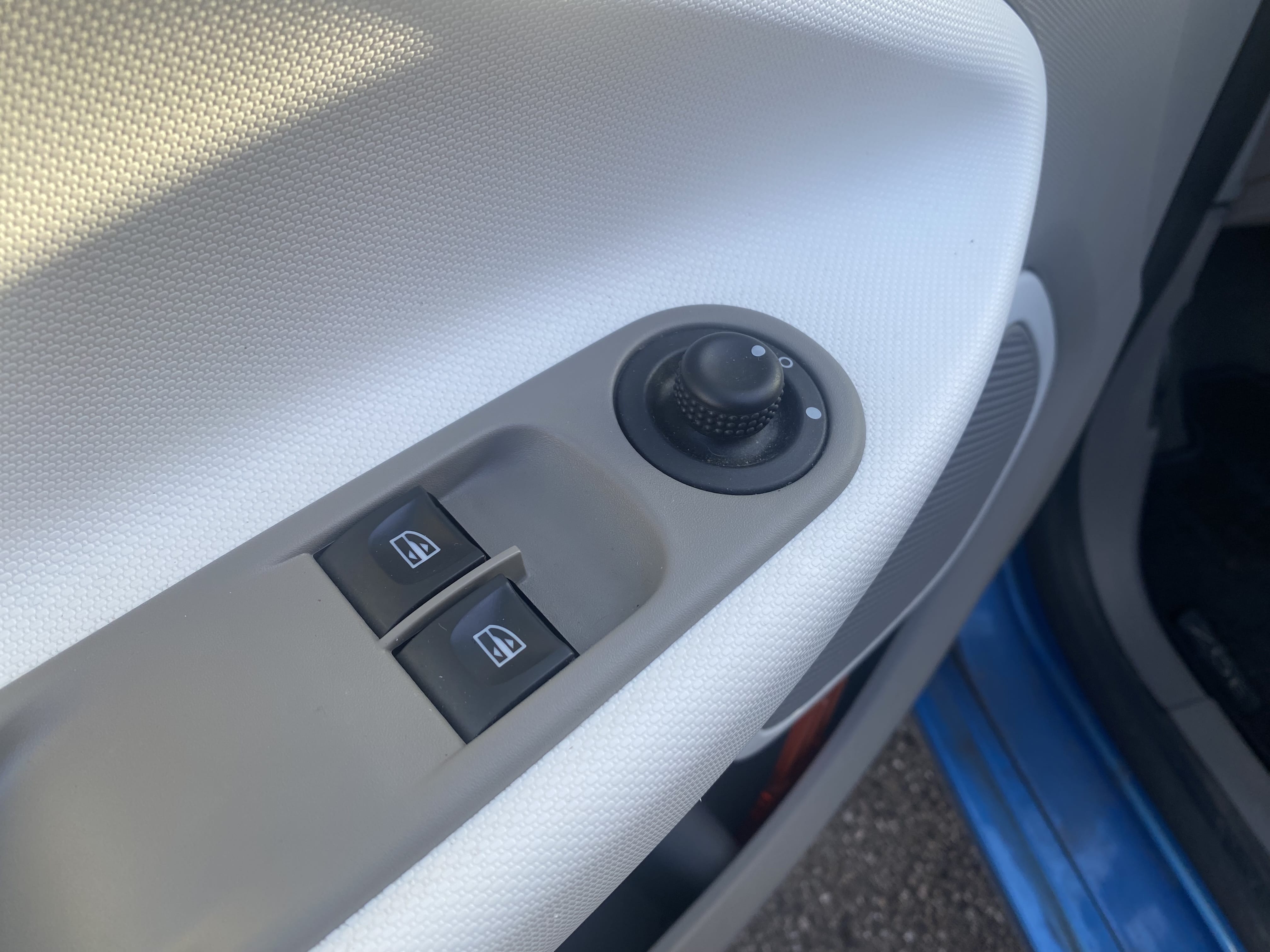 Renault ZOE Zen – Autonomie Urbaine 41 kW – 100 % électrique, stationnement gratuit avec Audio Bluetooth