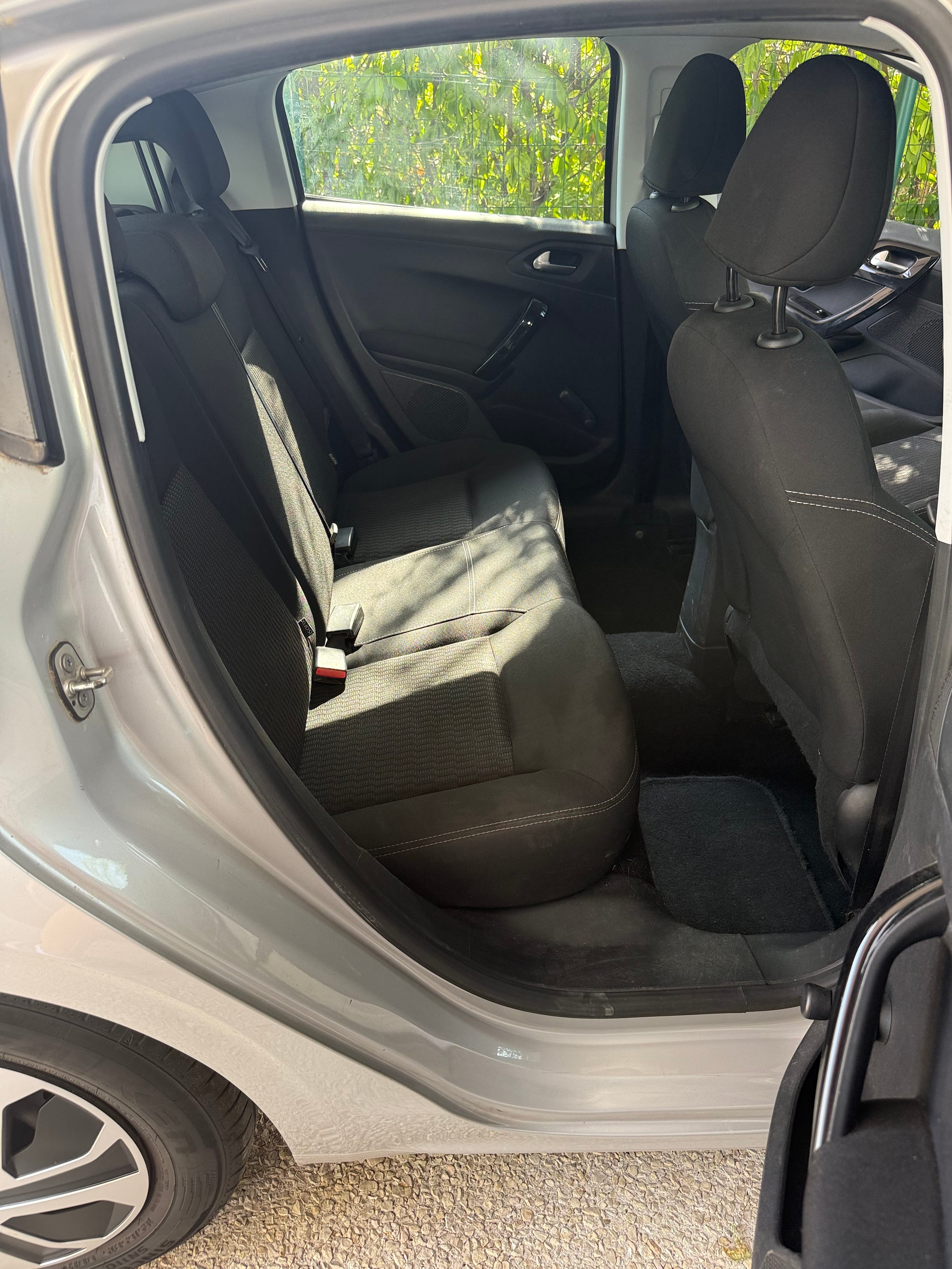 Peugeot 208 met USB-oplaadpoorten
