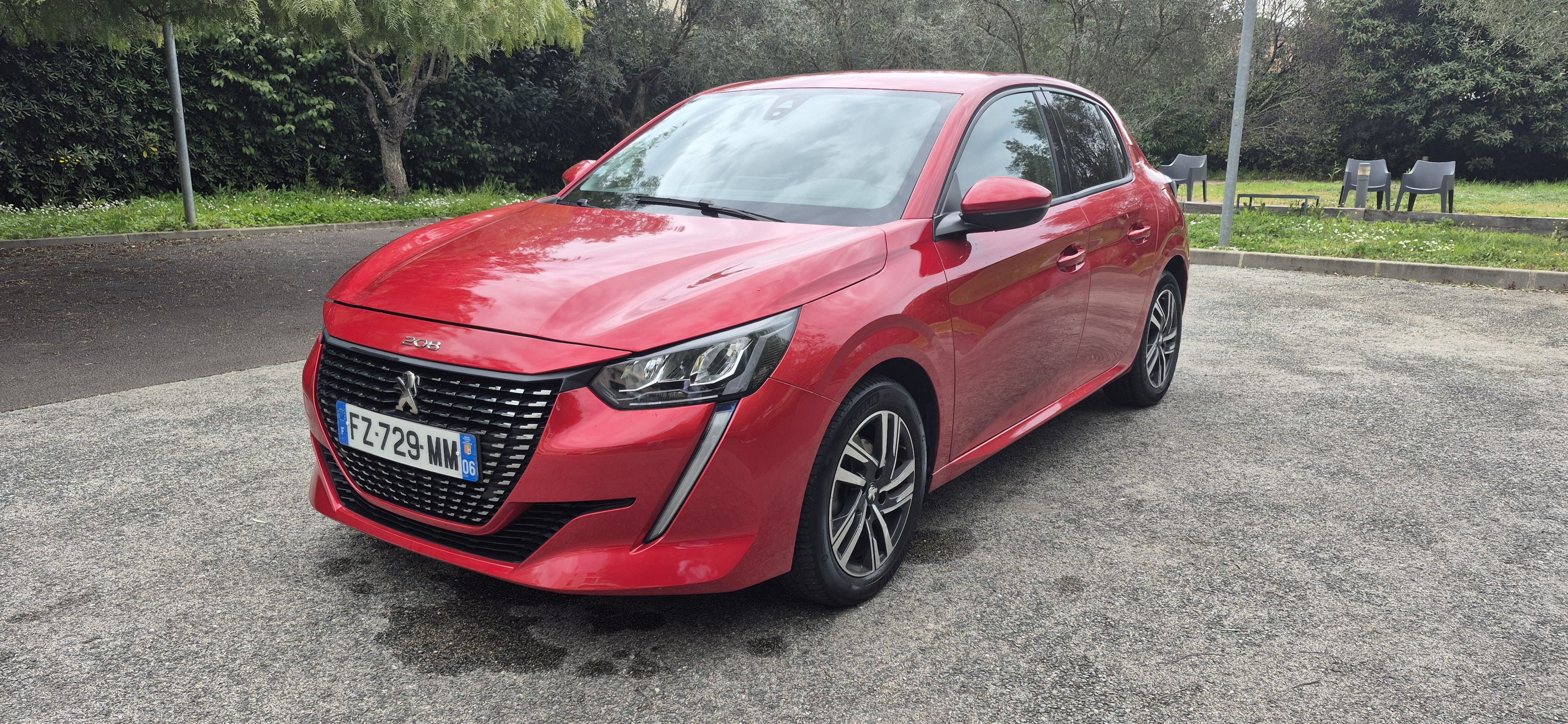 Peugeot 208, 2021, Essence 95