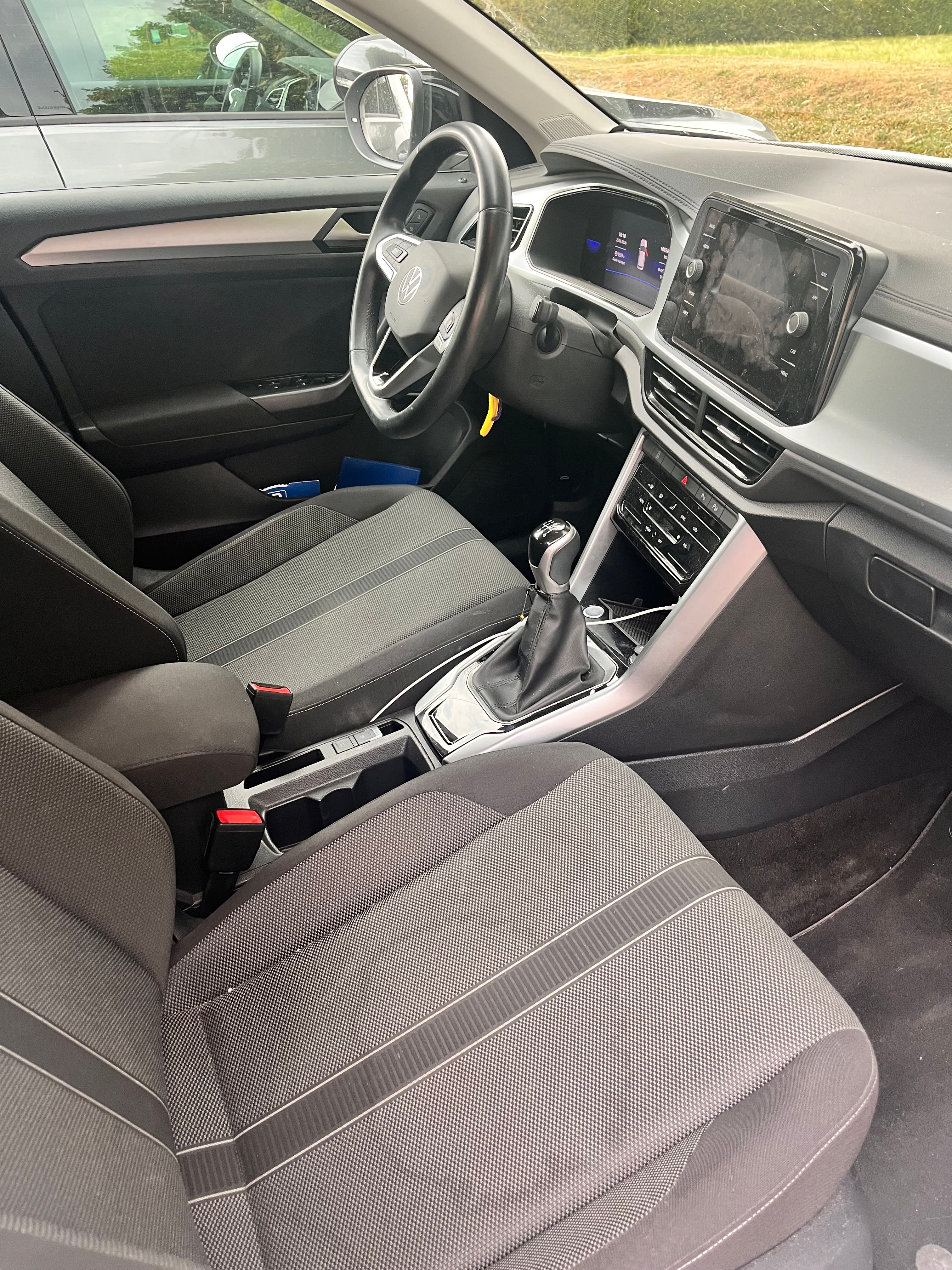 Volkswagen T-Roc avec GPS