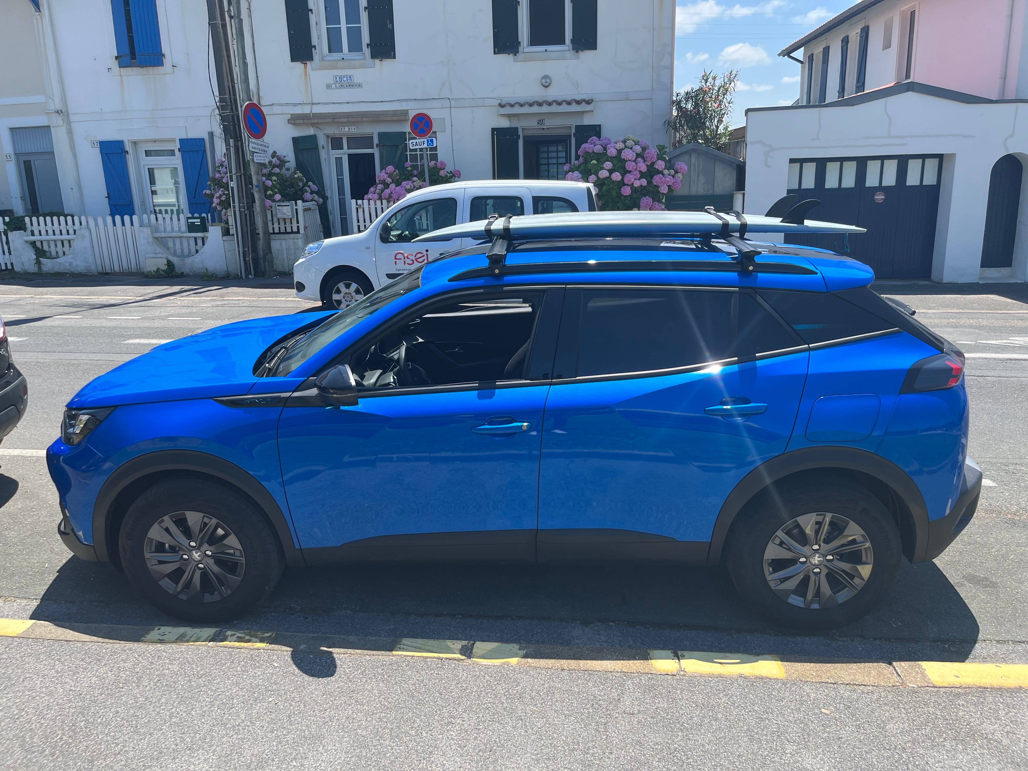 Peugeot 2008 + Parking Grande Plage with Air conditioning