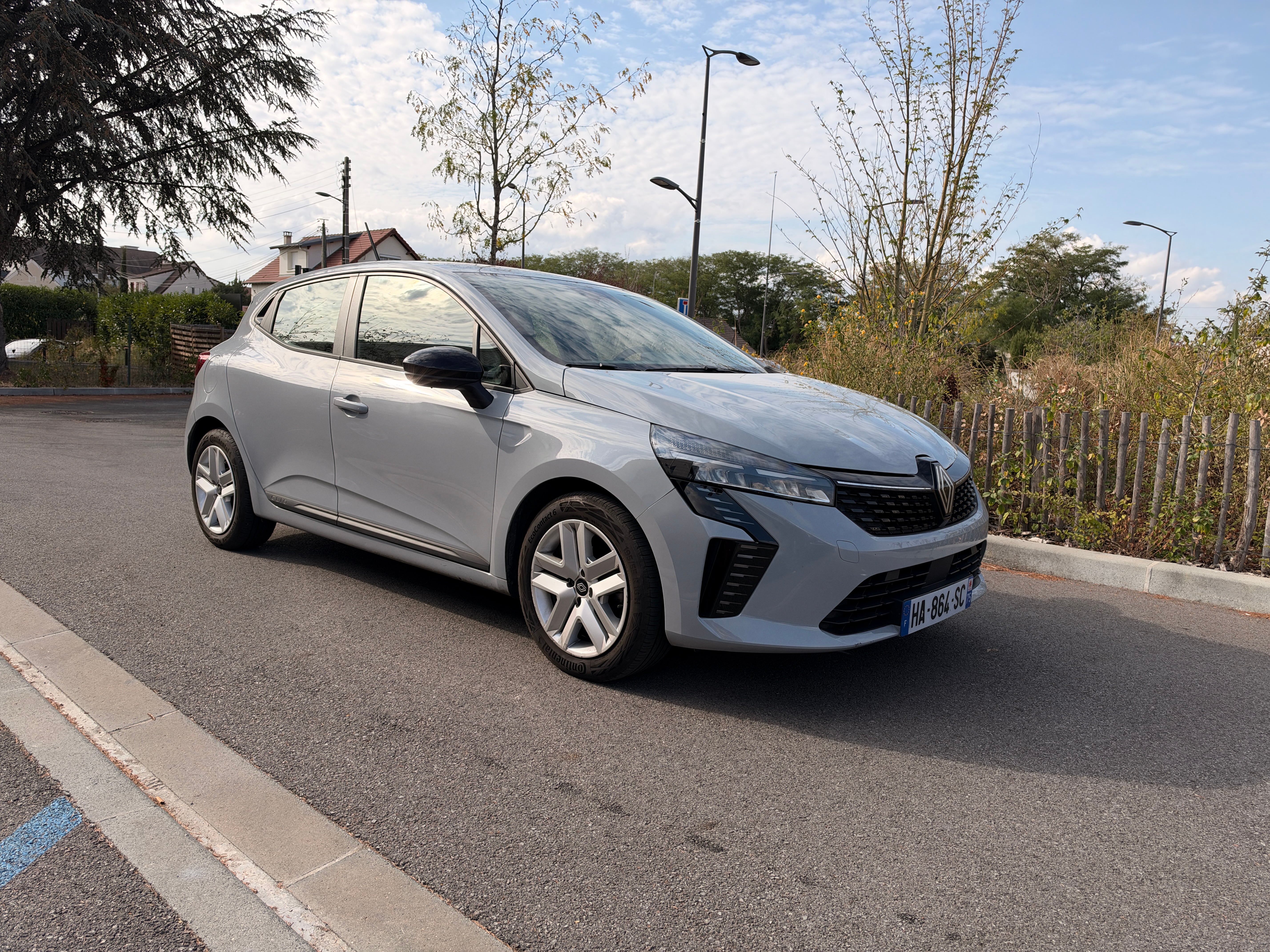 Renault Clio, 2024, Essence 95