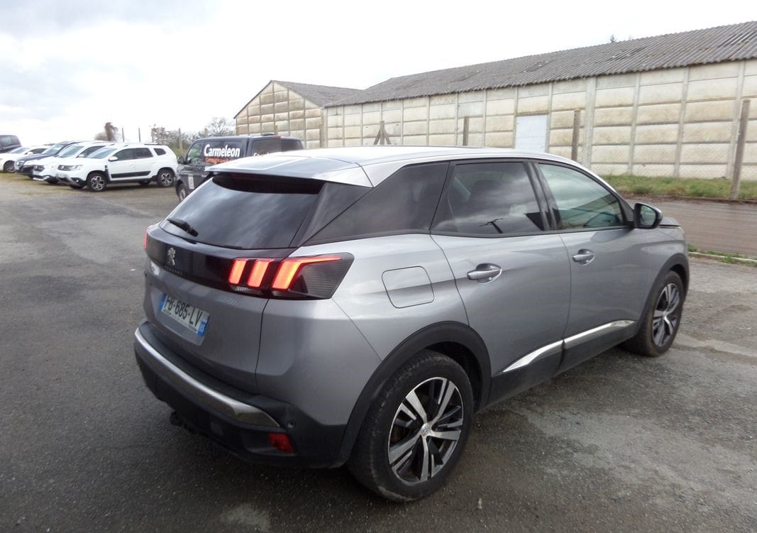 Peugeot 3008 avec GPS