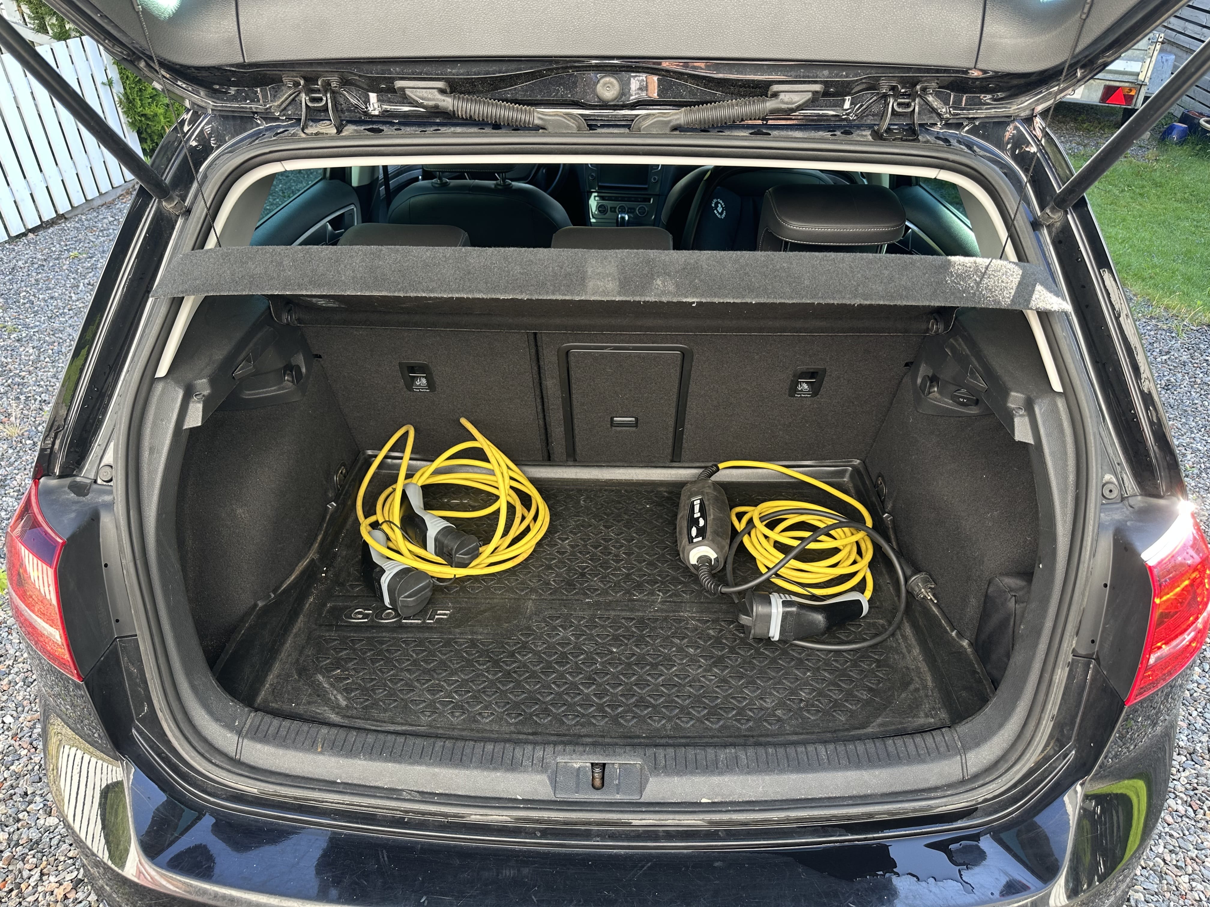 Volkswagen e-Golf Elektrisk (billig bomring) med Bluetooth audio