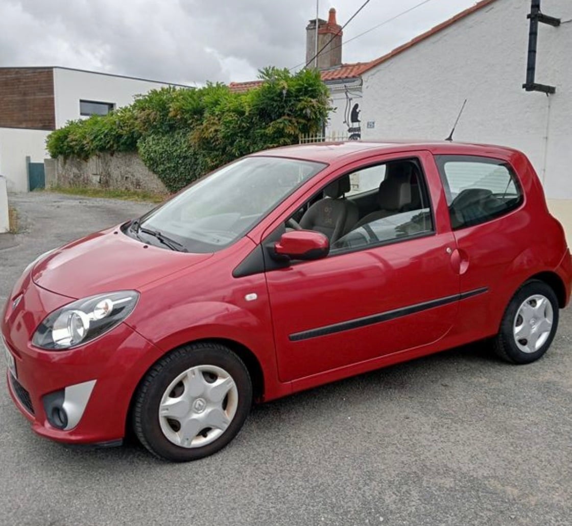 Renault Twingo II, 2012, Essence 95