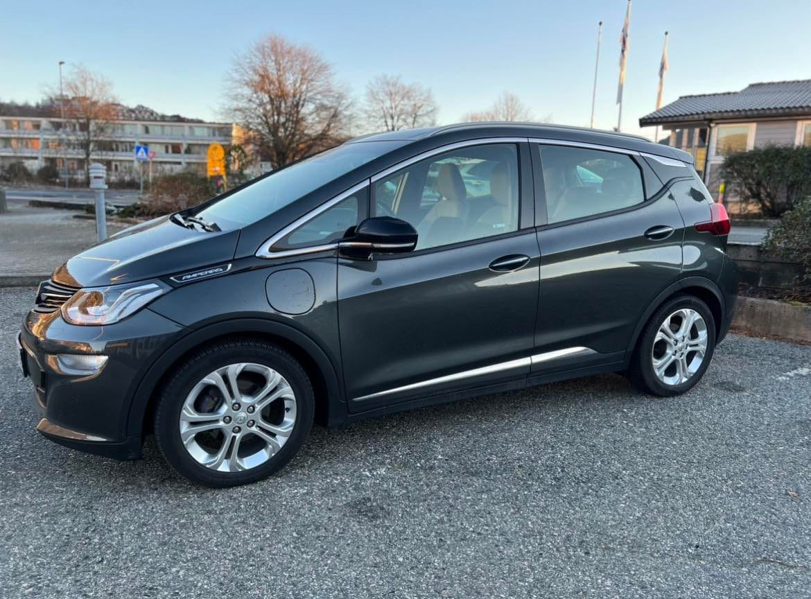 Opel Ampera E med Aircondition