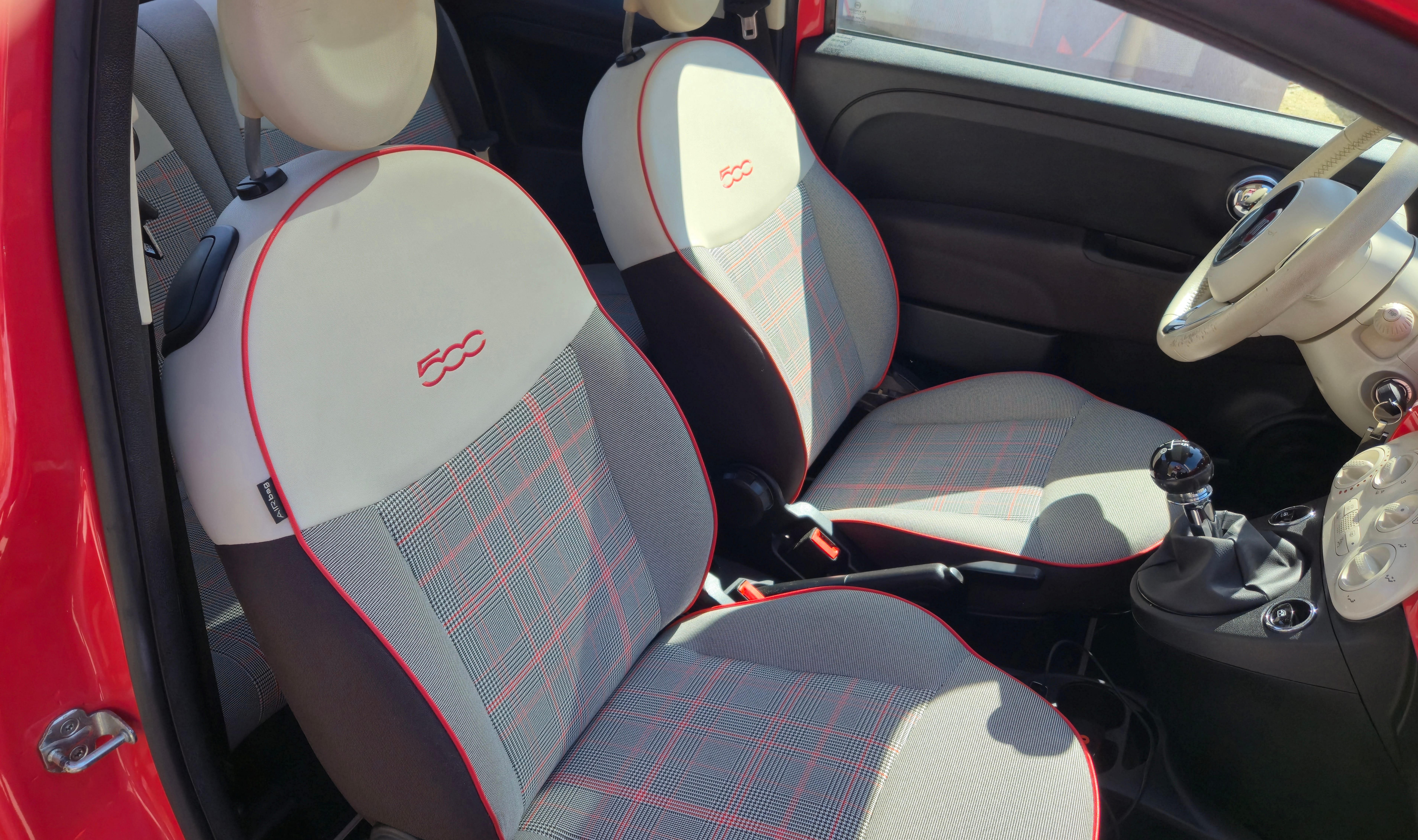 Fiat 500 1,2 essence avec Apple CarPlay