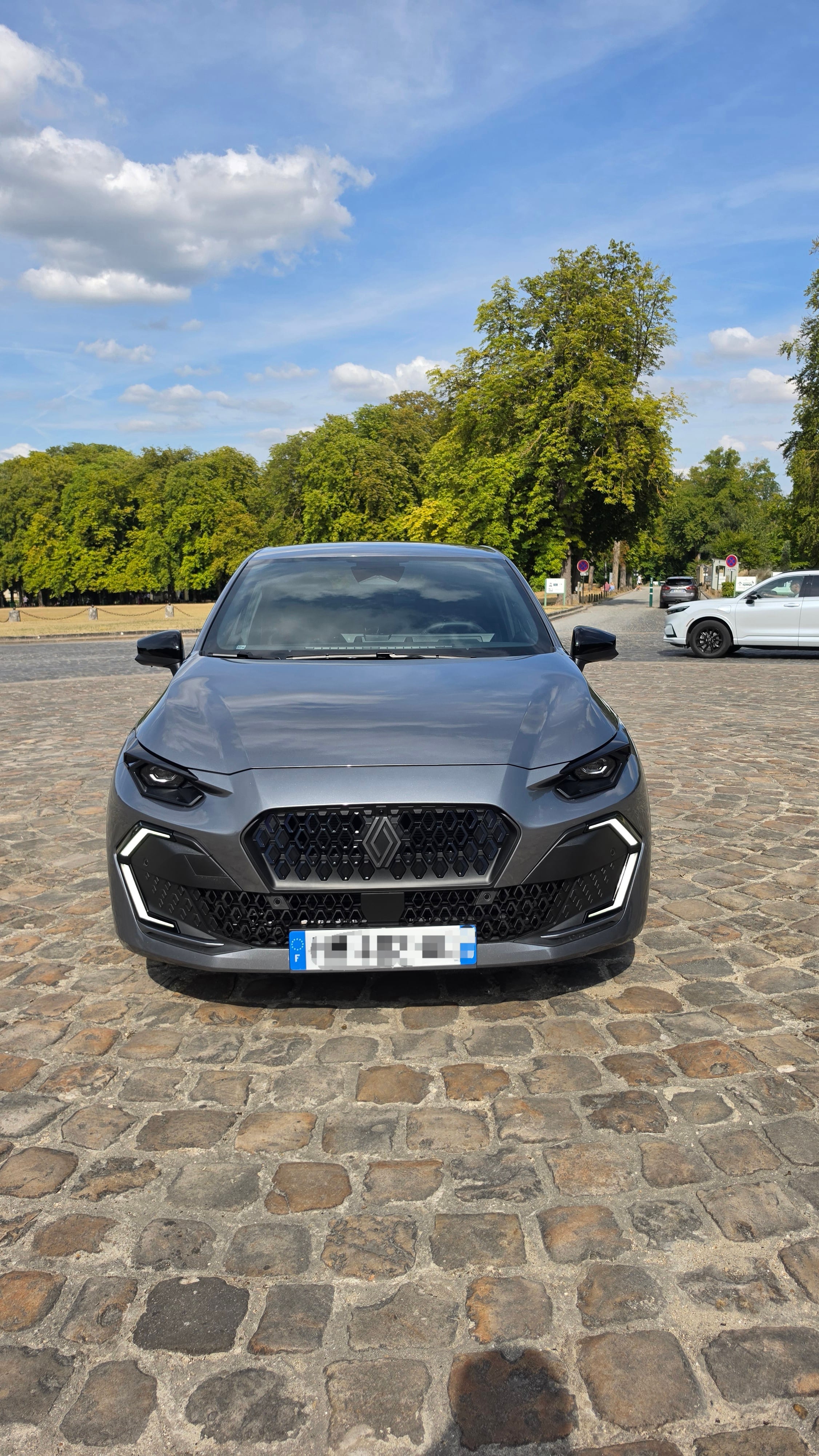 Renault Clio Alpine avec Siège bébé