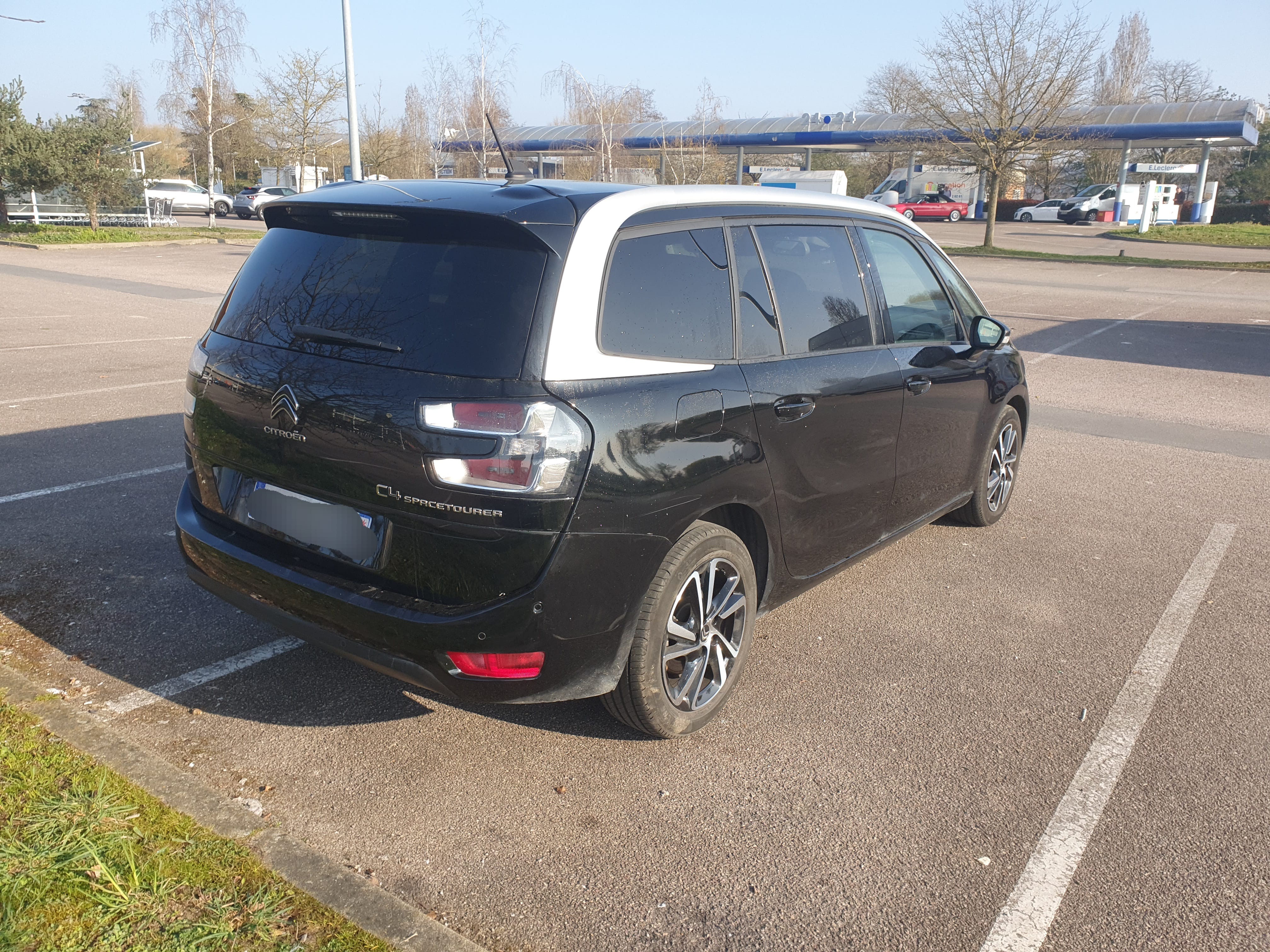 Citroen C4 Grand Spacetourer avec Climatisation