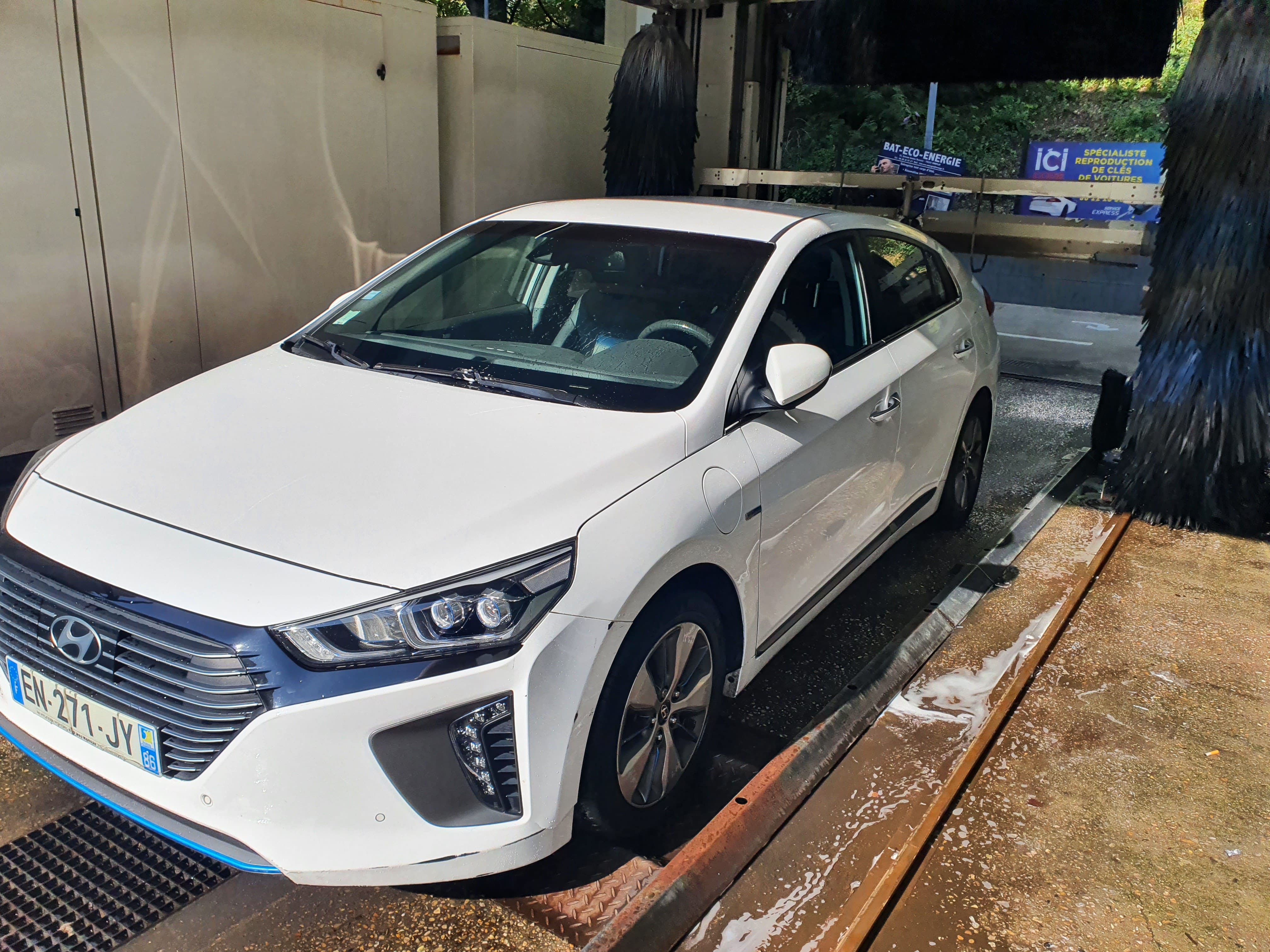 Hyundai Ioniq Hybride avec GPS