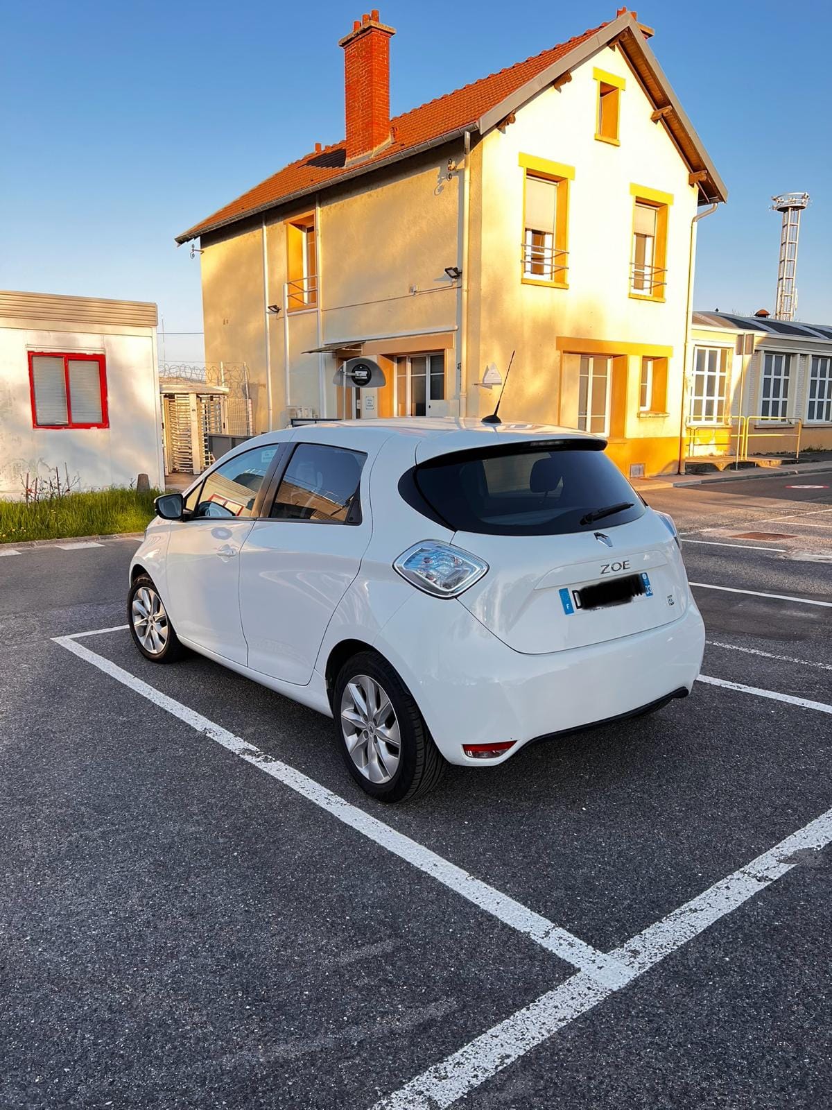 Renault ZOE mit Navigationsgerät