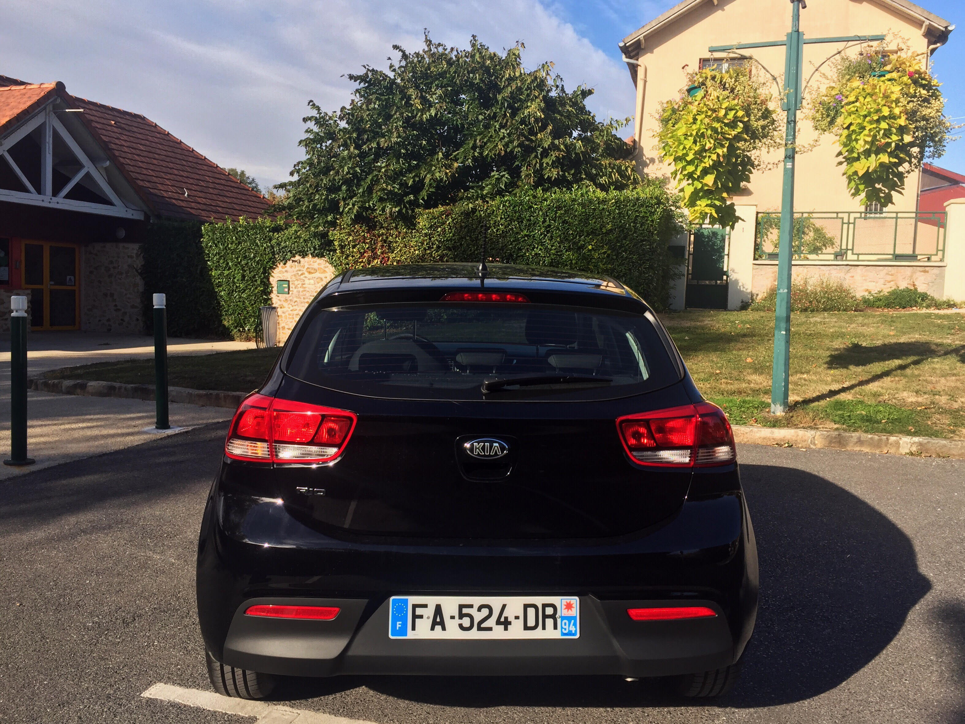 Kia Rio PARIS - BNF - DAUMESNIL - REUILLY avec GPS