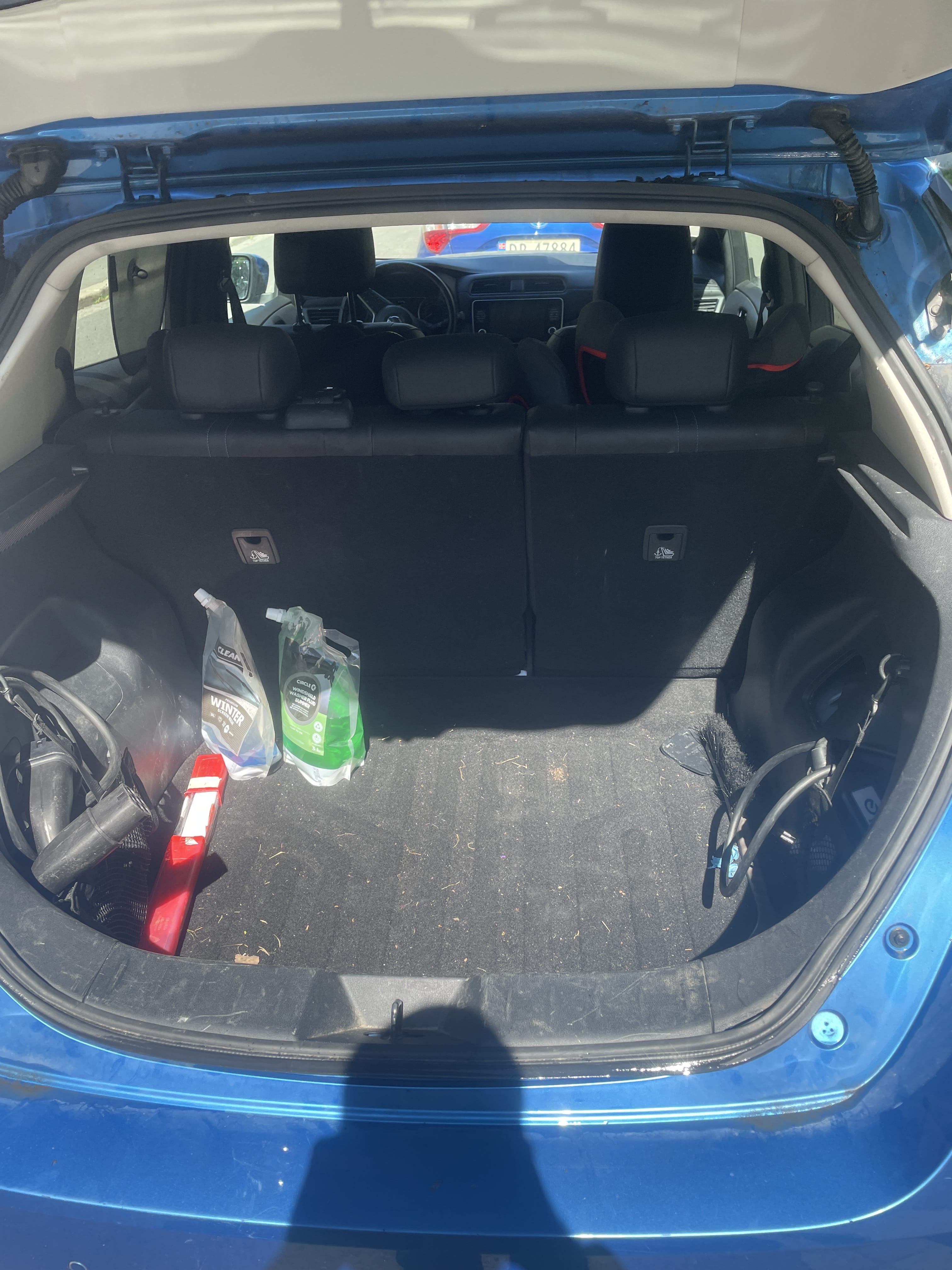 Nissan Leaf SL with Audio / iPod input