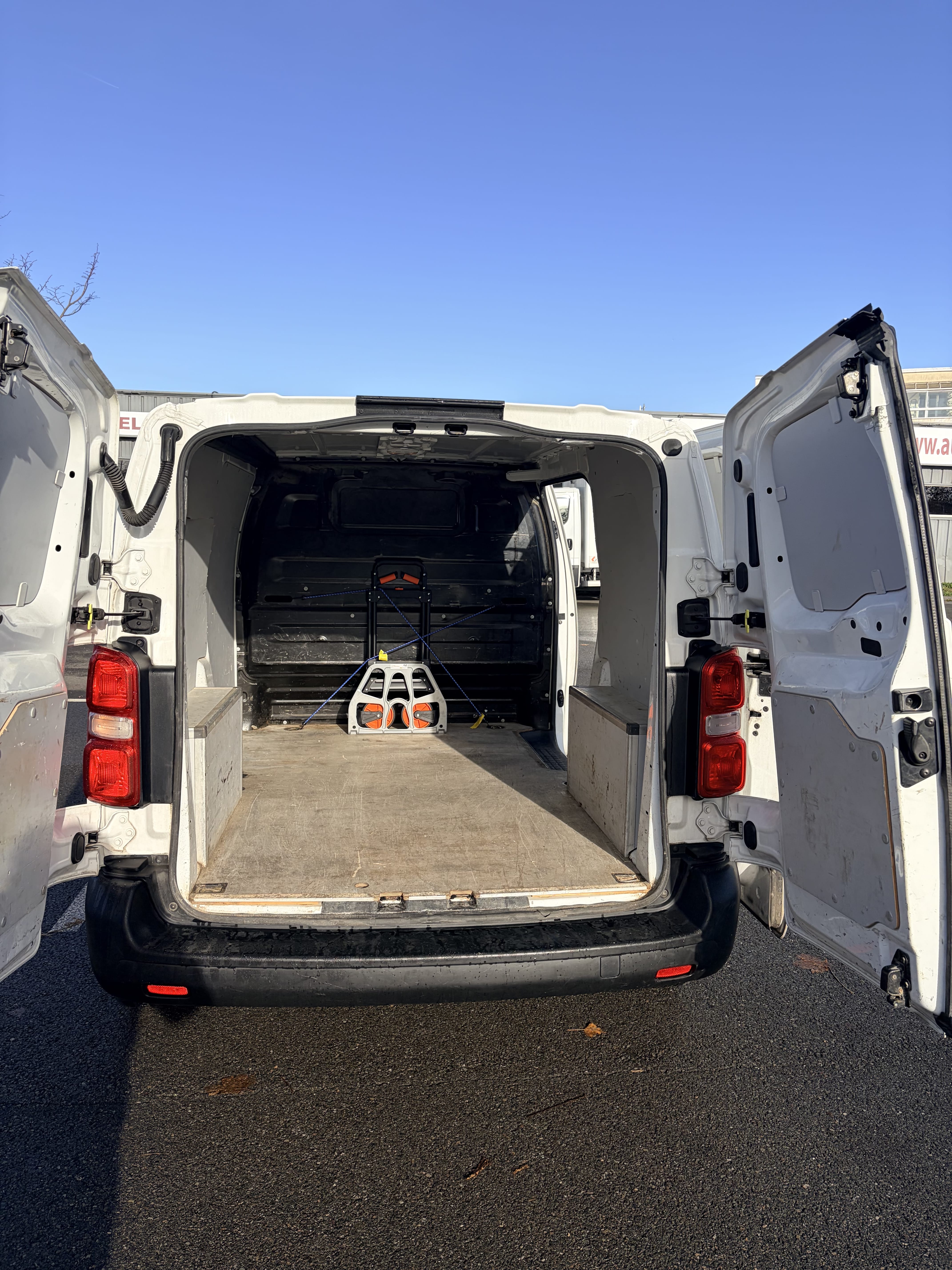 Peugeot Expert avec GPS