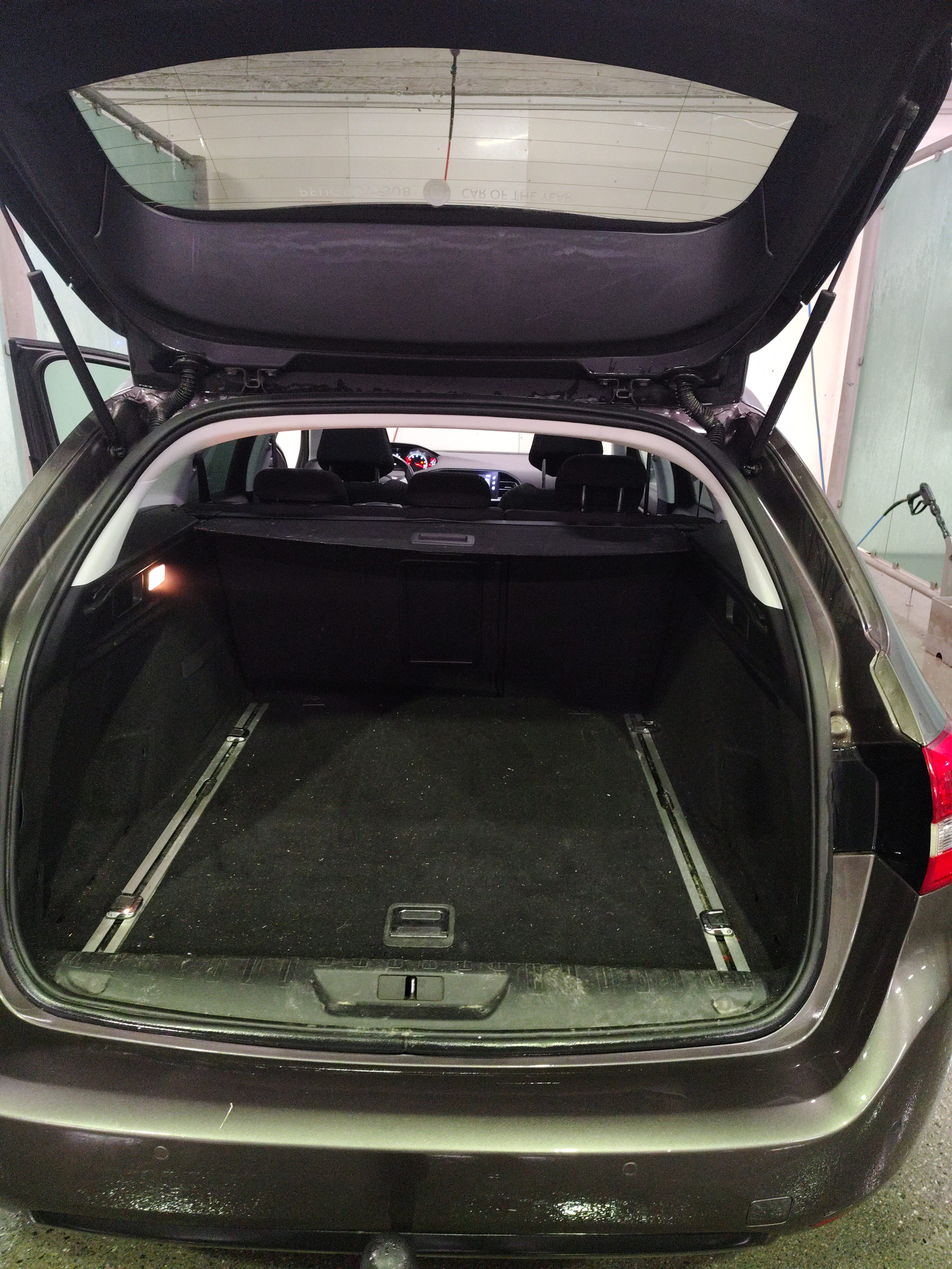 Peugeot 308 med Lydinngang