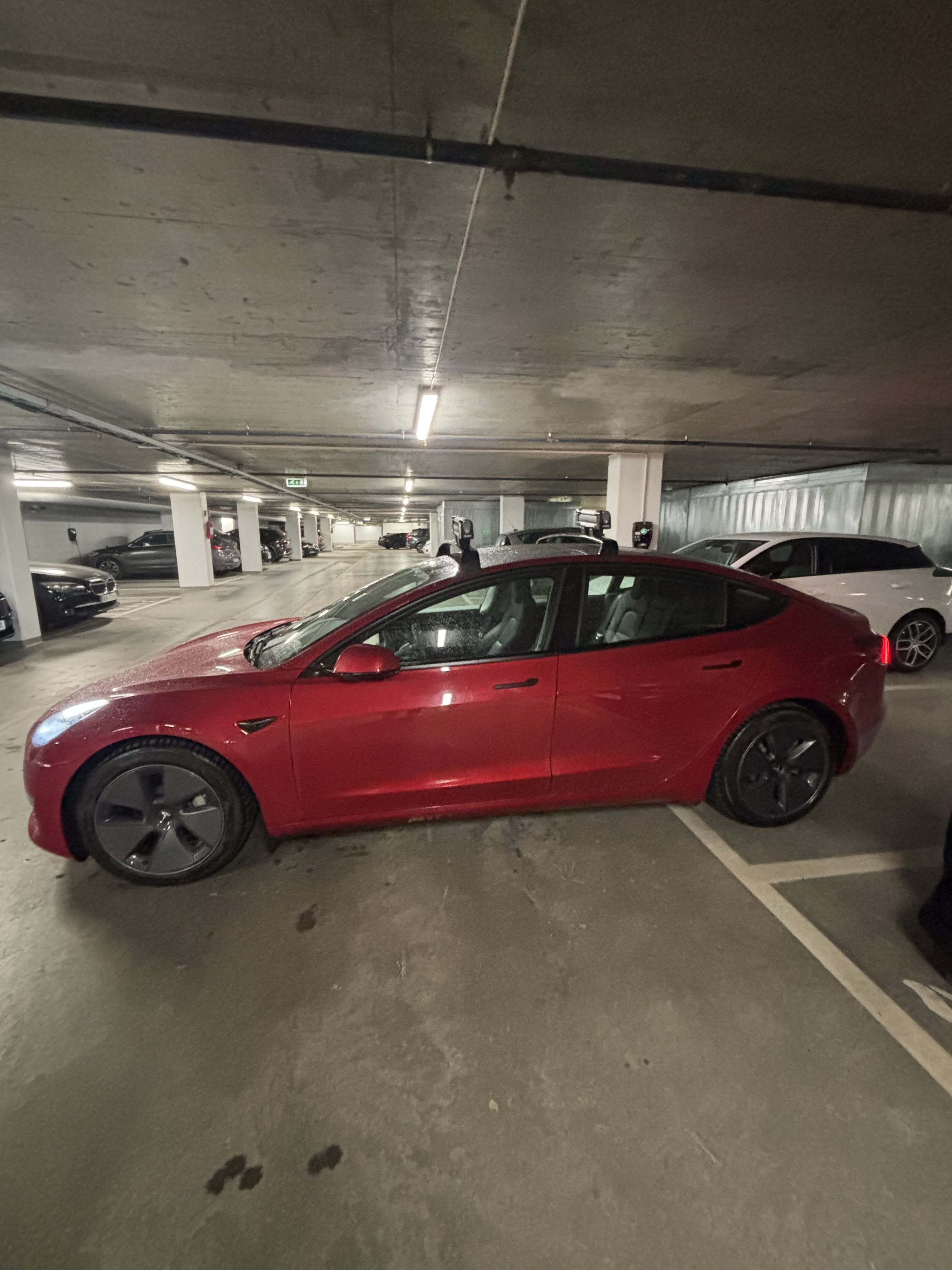 Tesla Model 3 Long Range with Air conditioning