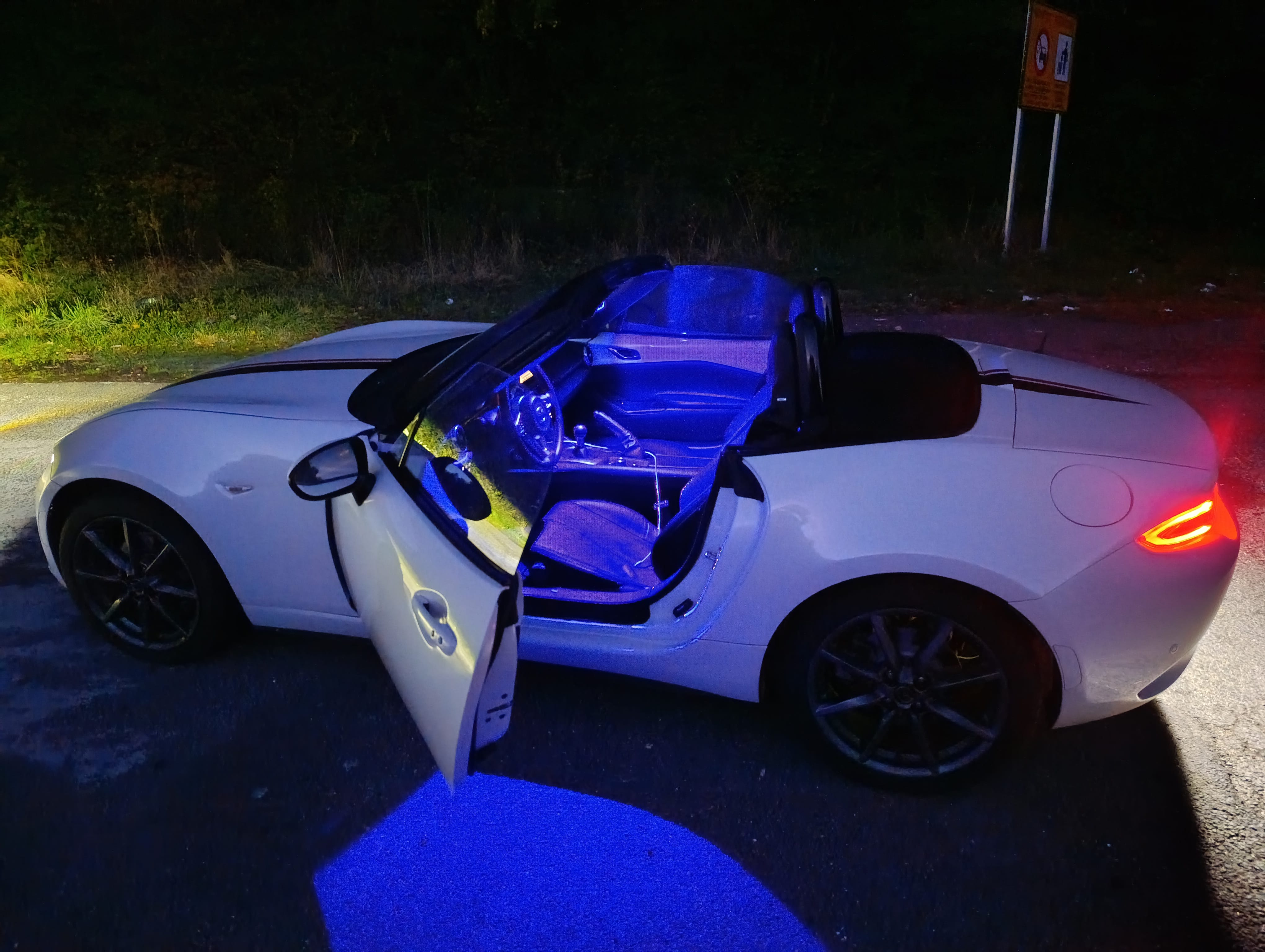 Mazda MX-5 Miata 2.0 160cv luxury sport con Entrada de Audio/iPod