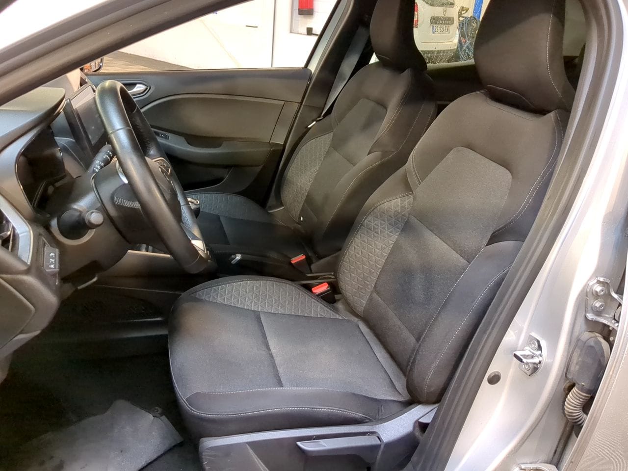 Renault Clio E-tech avec GPS