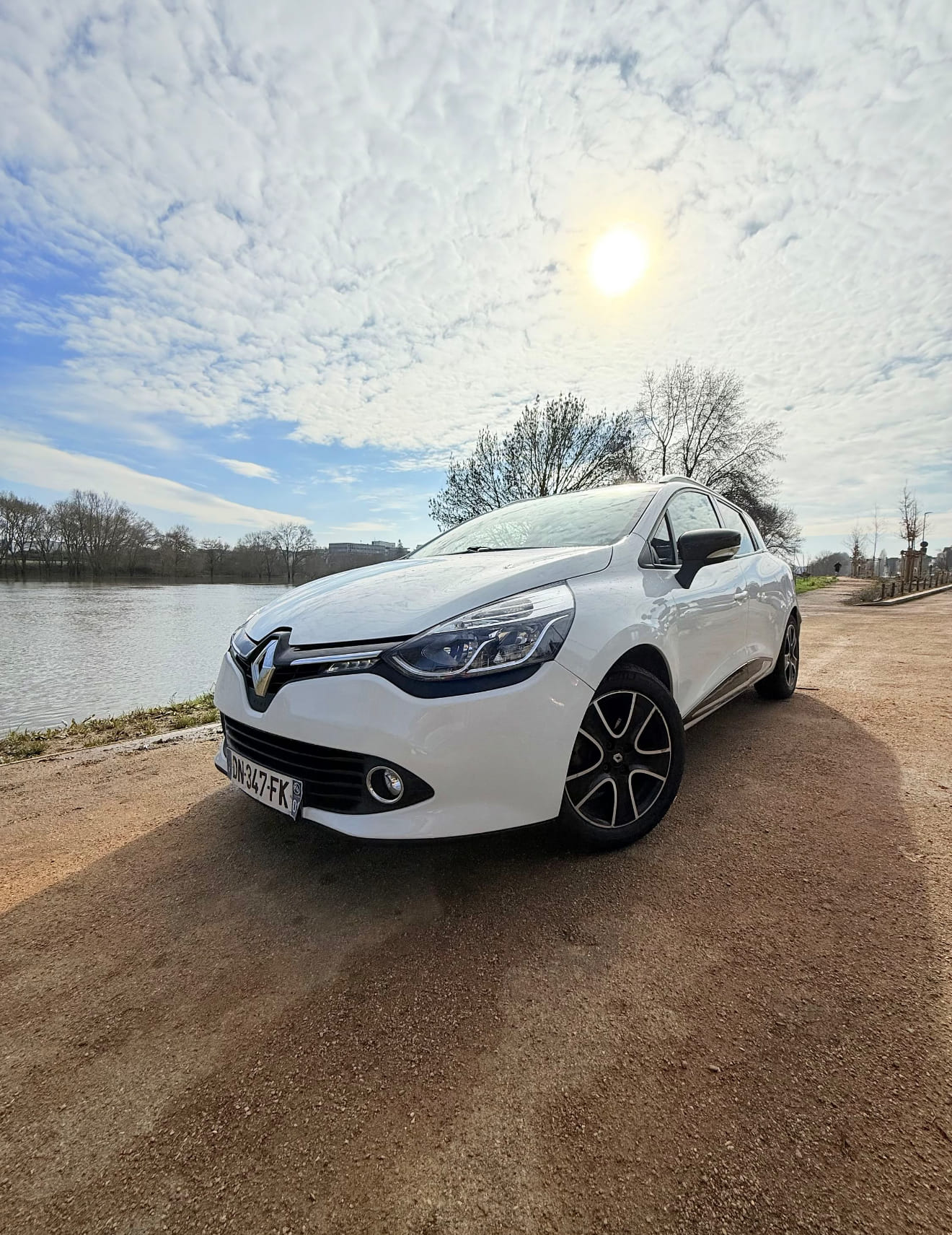 Renault Clio Estate, 2015, Essence 98