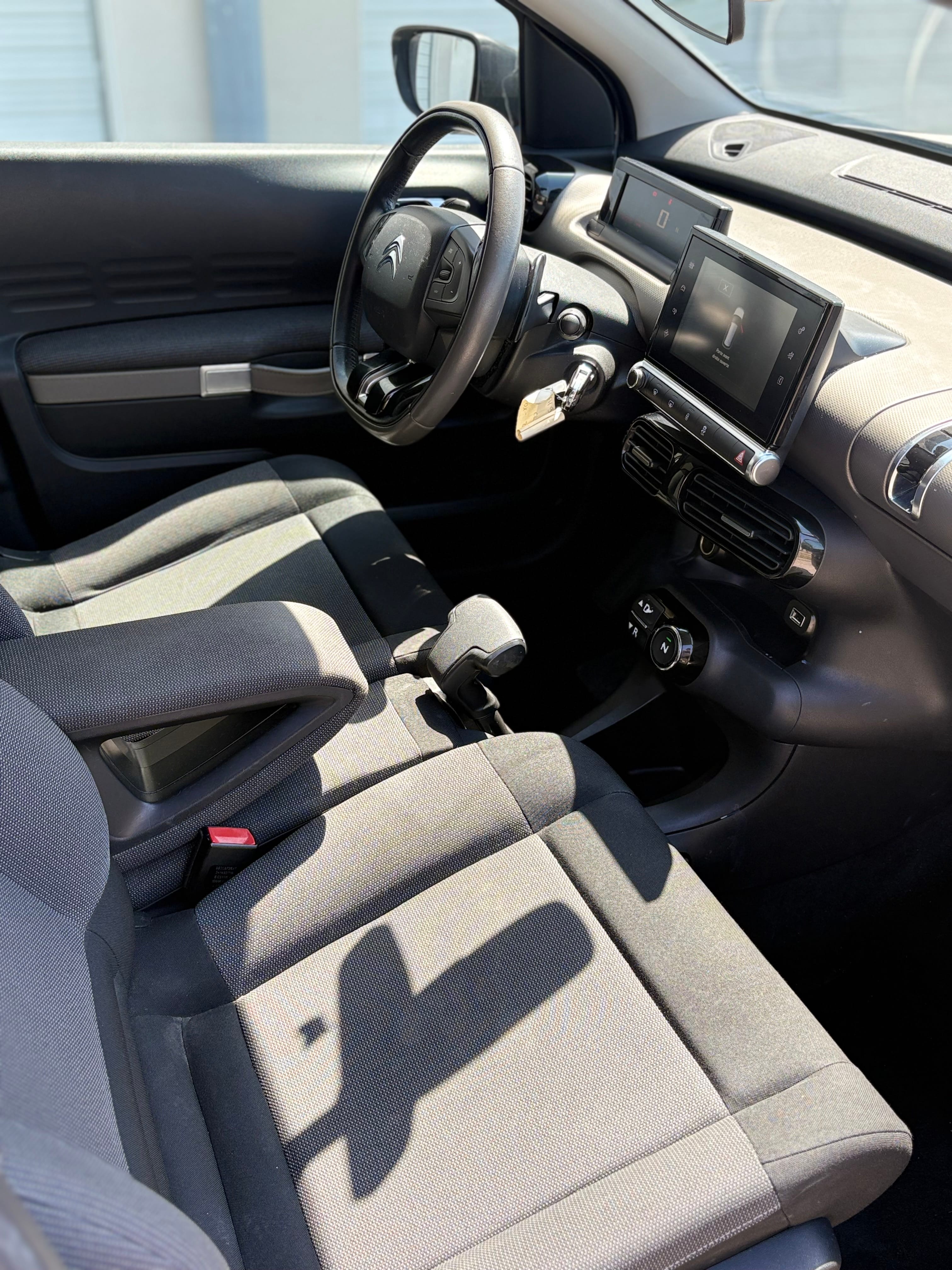 Citroen C4 Cactus avec GPS