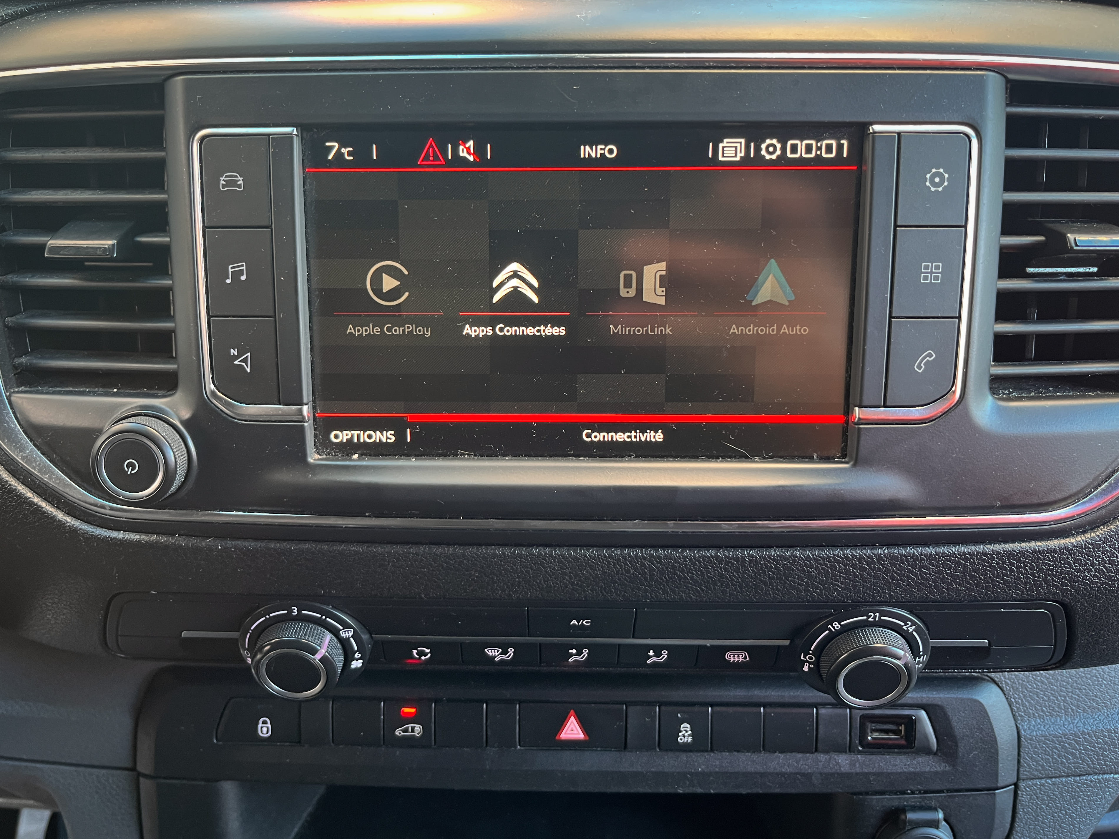 Citroen Jumpy avec Apple CarPlay