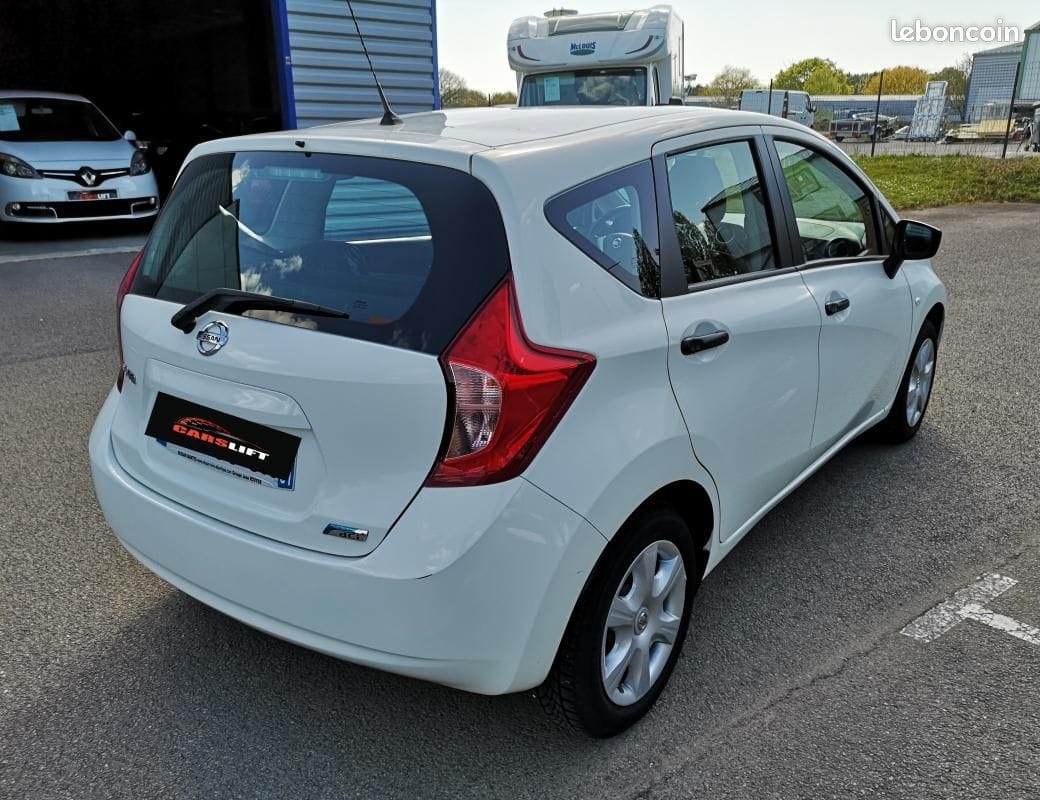 Nissan Note 1,5 DCI  90CV avec Siège bébé