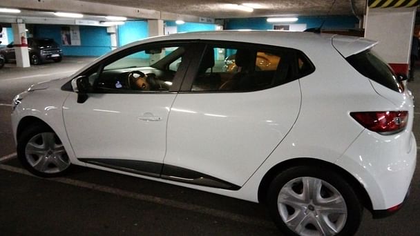 Renault Clio avec Entrée audio / iPod