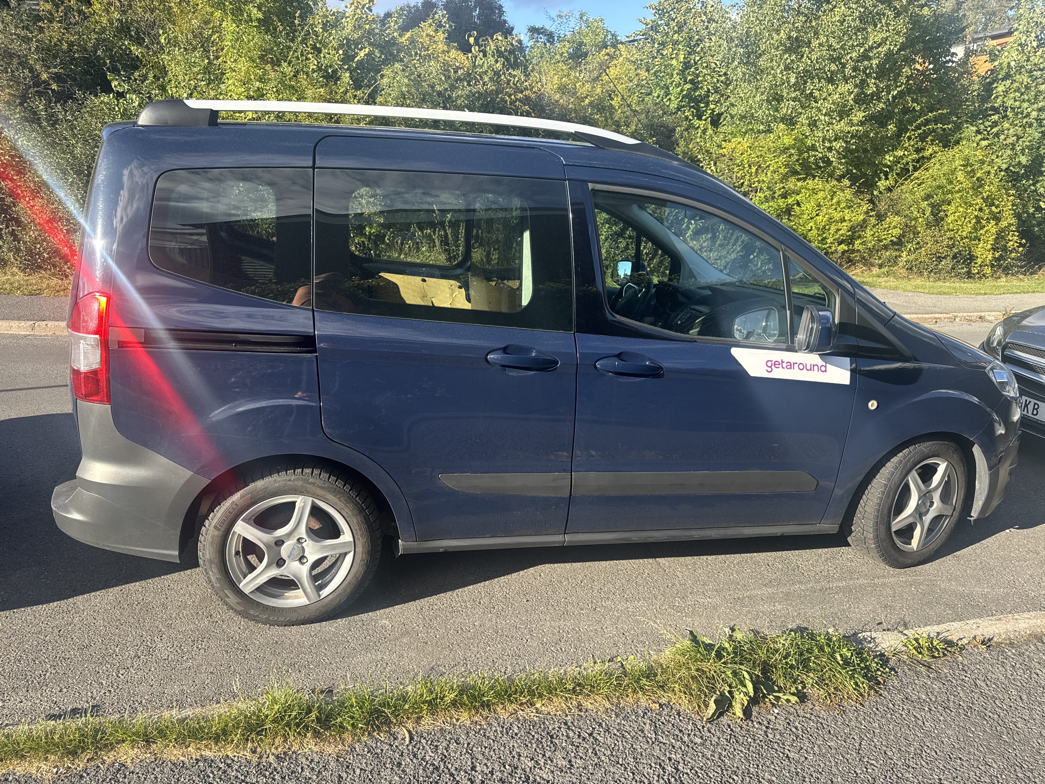 Ford Courier with Air conditioning