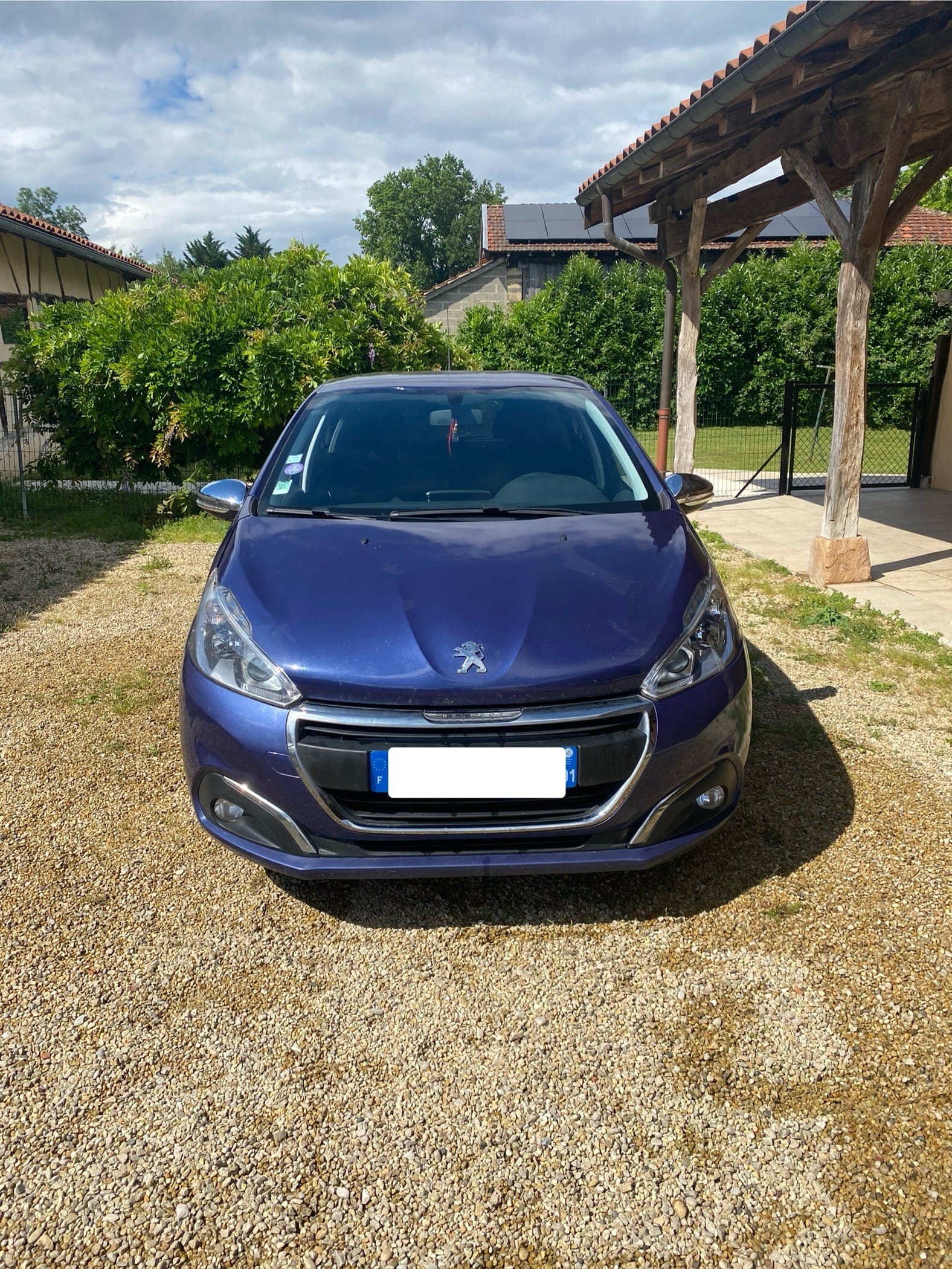 Peugeot 208 1.2 PURE TECH Essence, 2017, Essence 95