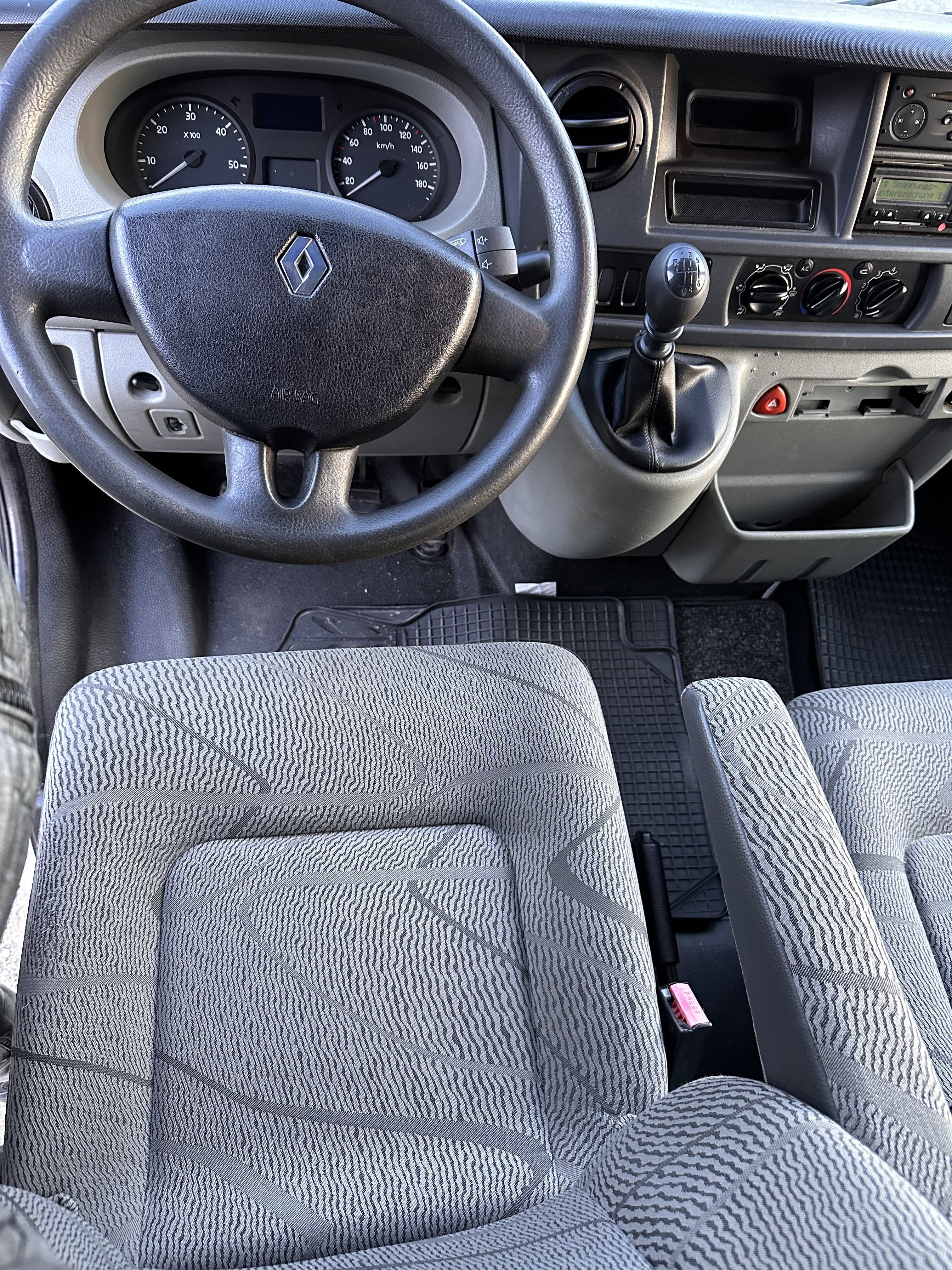 Renault Master mit Anhängerkupplung